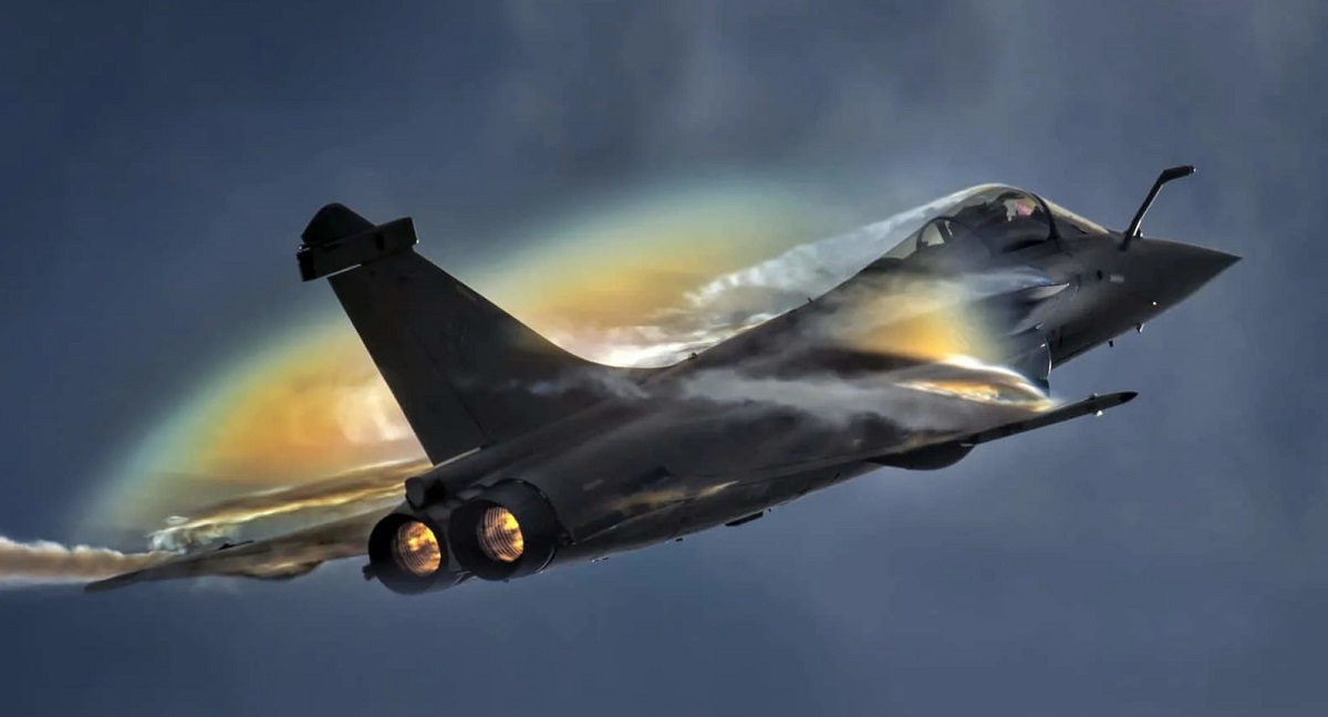 L'Arabia Saudita potrebbe acquistare 100-200 caccia francesi Rafale a causa del blocco delle consegne di Eurofighter Typhoon da parte della Germania L'Arabia Saudita potrebbe acquistare 100-200 caccia francesi Rafale a causa del blocco delle consegne di Eurofighter Typhoon da parte della Germania