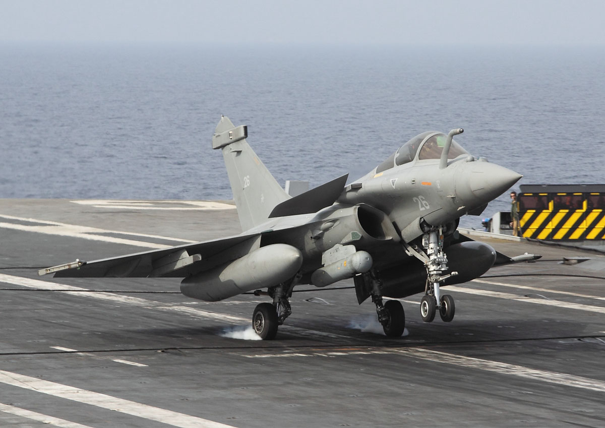 L'India acquisterà 26 caccia Rafale M invece degli F/A-18 Super Hornet americani per sostituire i MiG-29 russi L'India acquisterà 26 caccia Rafale M invece degli F/A-18 Super Hornet americani per sostituire i MiG-29 russi
