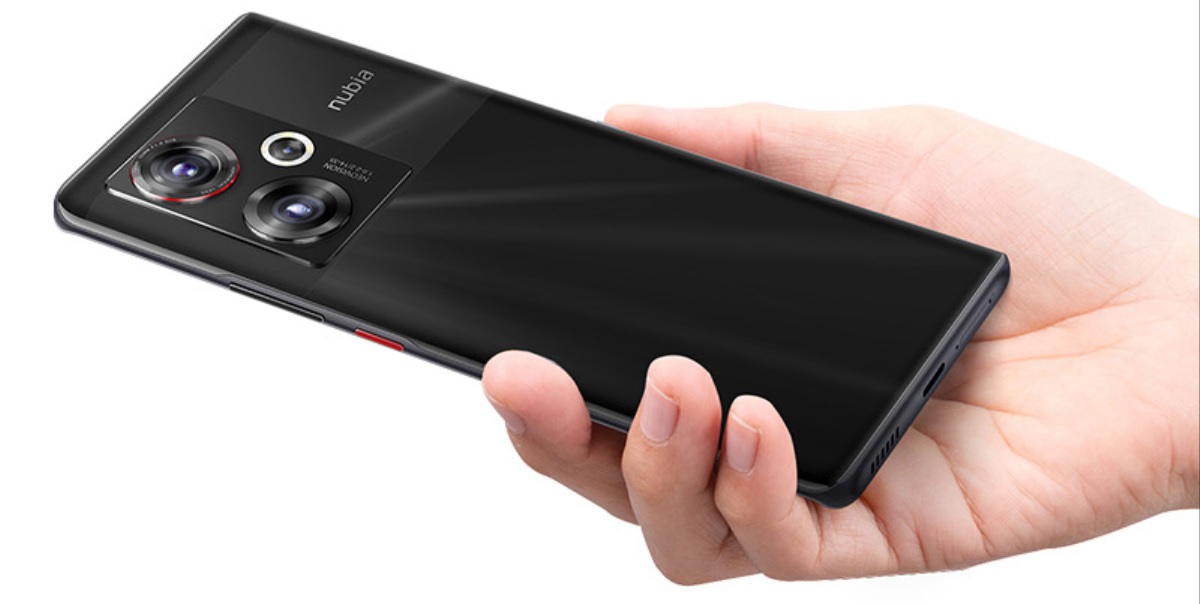 nubia Z50S - Snapdragon 8 Gen 2, display AMOLED a 144Hz, altoparlanti stereo e fotocamera ultragrandangolare da 50MP a partire da 300 dollari nubia Z50S - Snapdragon 8 Gen 2, display AMOLED a 144Hz, altoparlanti stereo e fotocamera ultragrandangolare da 50MP a partire da 300 dollari
