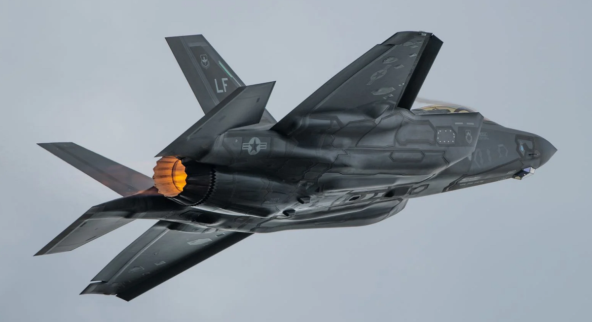 Lockheed Martin ha consegnato più di 45 caccia di quinta generazione F-35 Lightning II nel 2023 - con circa altri 50 in produzione Lockheed Martin ha consegnato più di 45 caccia di quinta generazione F-35 Lightning II nel 2023 - con circa altri 50 in produzione