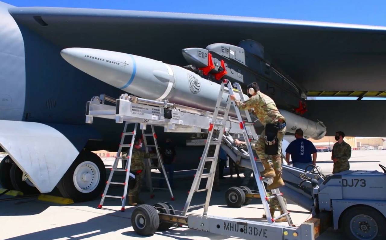 L'aeronautica statunitense rifiuta di acquistare i missili ipersonici AGM-183A ARRW nonostante i miliardi di dollari investiti nel progetto L'aeronautica statunitense rifiuta di acquistare i missili ipersonici AGM-183A ARRW nonostante i miliardi di dollari investiti nel progetto