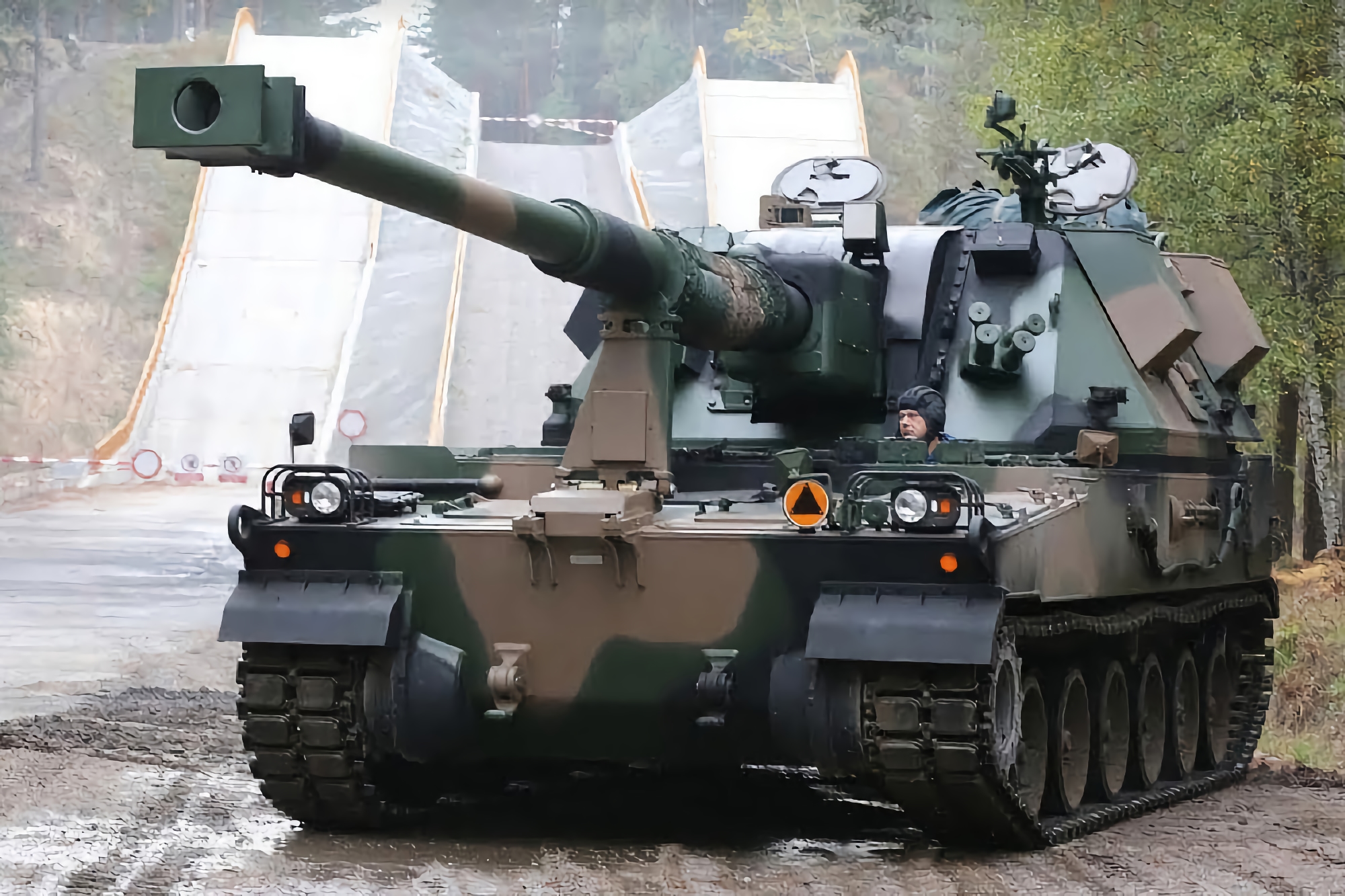 Quante installazioni di artiglieria semovente polacca AHS Krab ha ricevuto l'Ucraina Quante installazioni di artiglieria semovente polacca AHS Krab ha ricevuto l'Ucraina