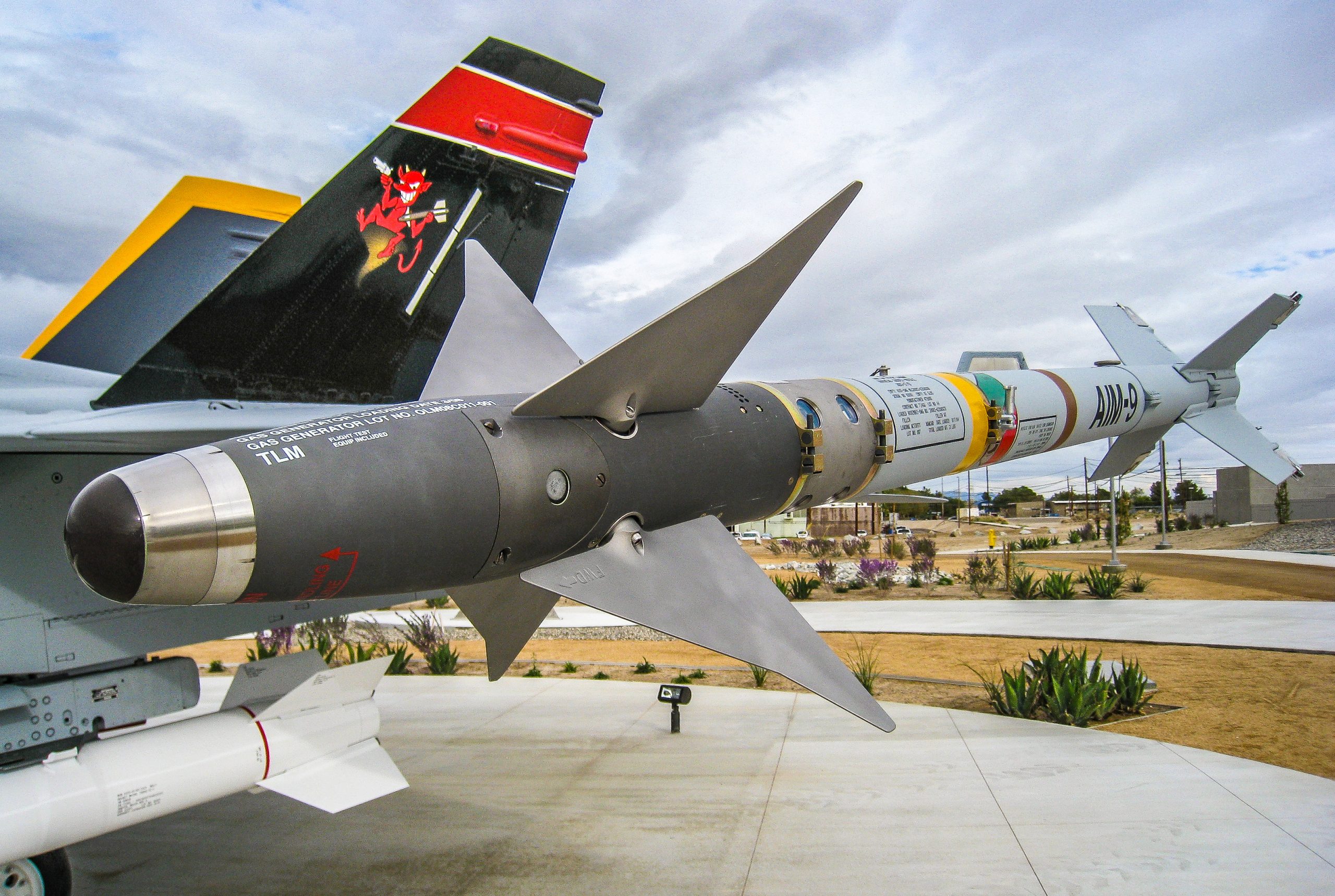 Gli Stati Uniti annunciano un nuovo pacchetto di aiuti di 200 milioni di dollari per l'Ucraina, che comprende missili AIM-9 Sidewinder e altre armi Gli Stati Uniti annunciano un nuovo pacchetto di aiuti di 200 milioni di dollari per l'Ucraina, che comprende missili AIM-9 Sidewinder e altre armi