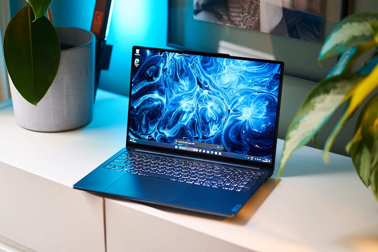 Lenovo Yoga Pro 9i - Un notebook di punta con display 3K, Intel Core di ultima generazione e GeForce RTX 40, a partire da €2300 Lenovo Yoga Pro 9i - Un notebook di punta con display 3K, Intel Core di ultima generazione e GeForce RTX 40, a partire da €2300