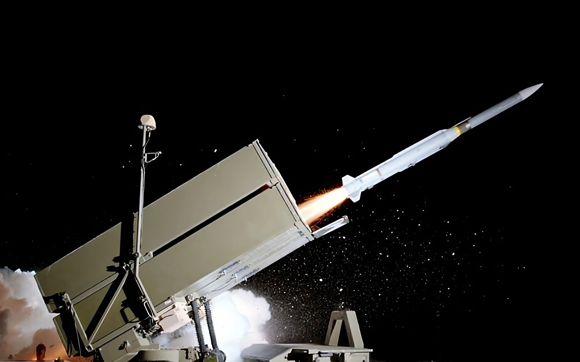 La Norvegia acquisterà dagli Stati Uniti missili AMRAAM-ER per i SAM NASAMS La Norvegia acquisterà dagli Stati Uniti missili AMRAAM-ER per i SAM NASAMS