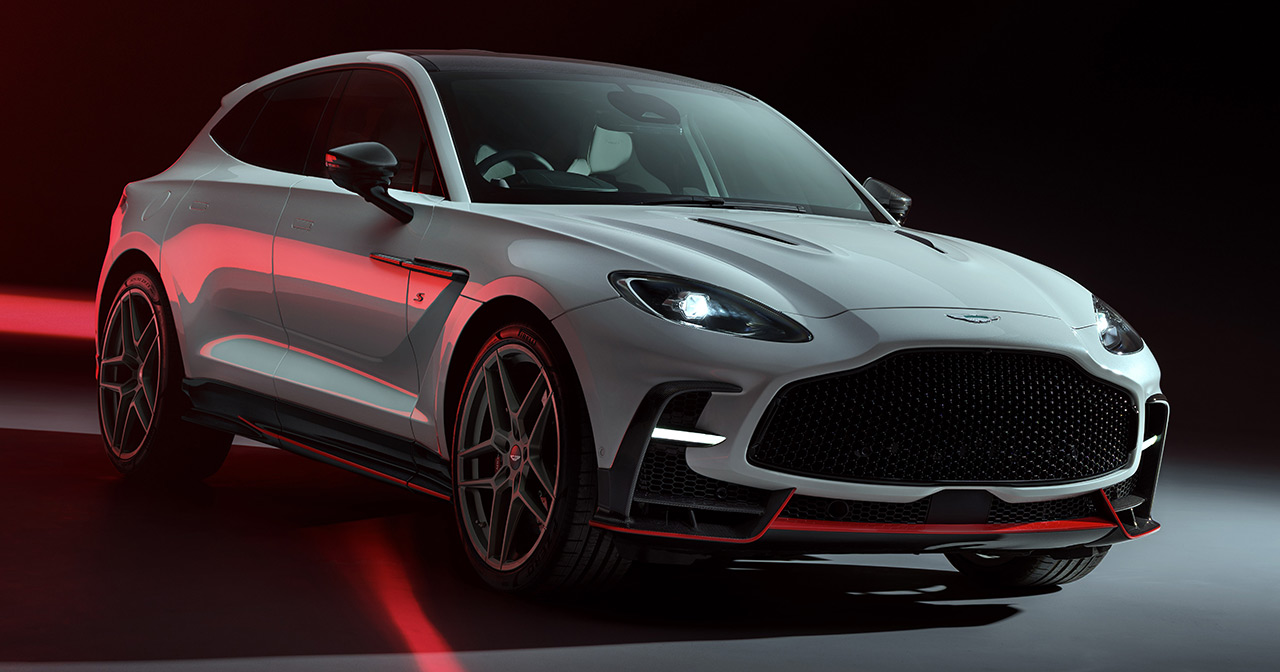 Il Nuovo DBX S di Aston Martin: Quando la Performance Incontra l'Elevazione Aston Martin svela il dinamico DBX S: Potenza e Lusso Ripensati