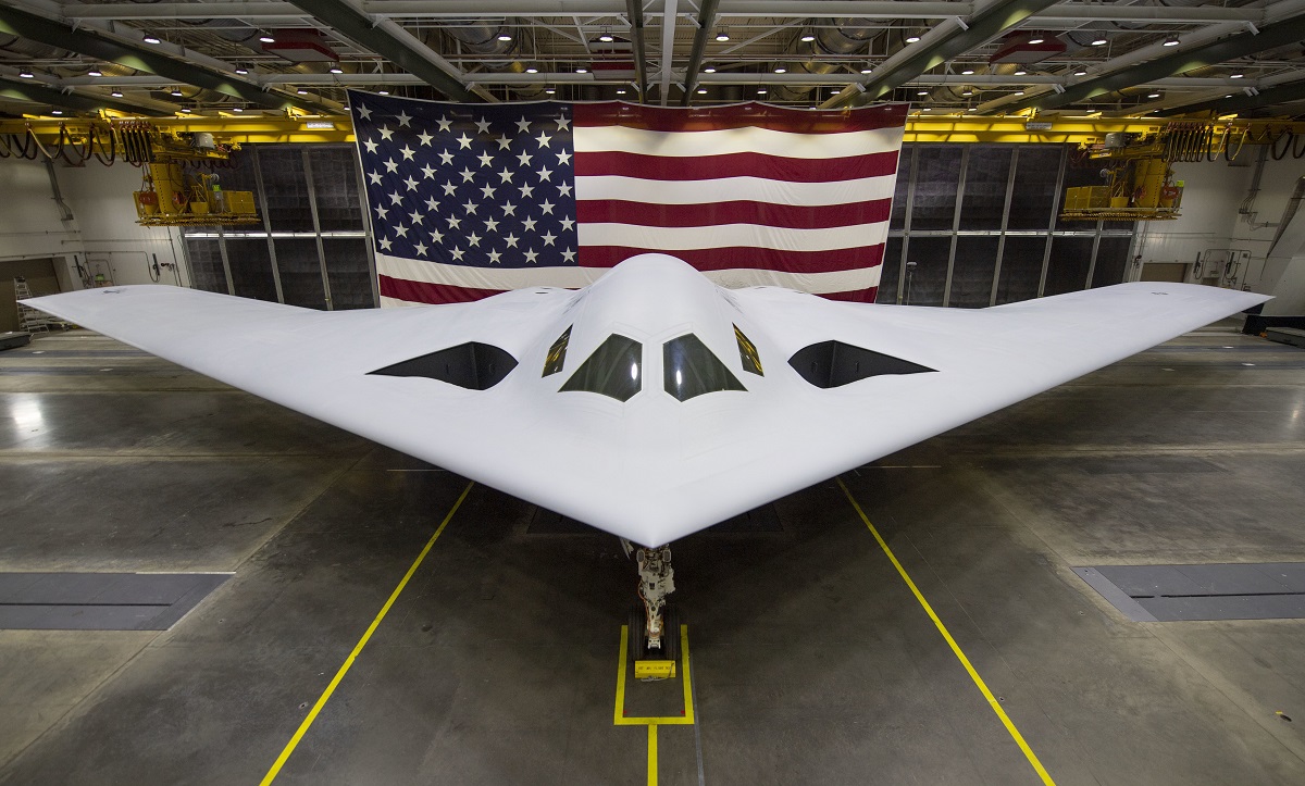 Northrop Grumman vuole ulteriori finanziamenti per compensare le perdite fino a 1,2 miliardi di dollari nella produzione del bombardiere nucleare B-21 Raider Northrop Grumman vuole ulteriori finanziamenti per compensare le perdite fino a 1,2 miliardi di dollari nella produzione del bombardiere nucleare B-21 Raider