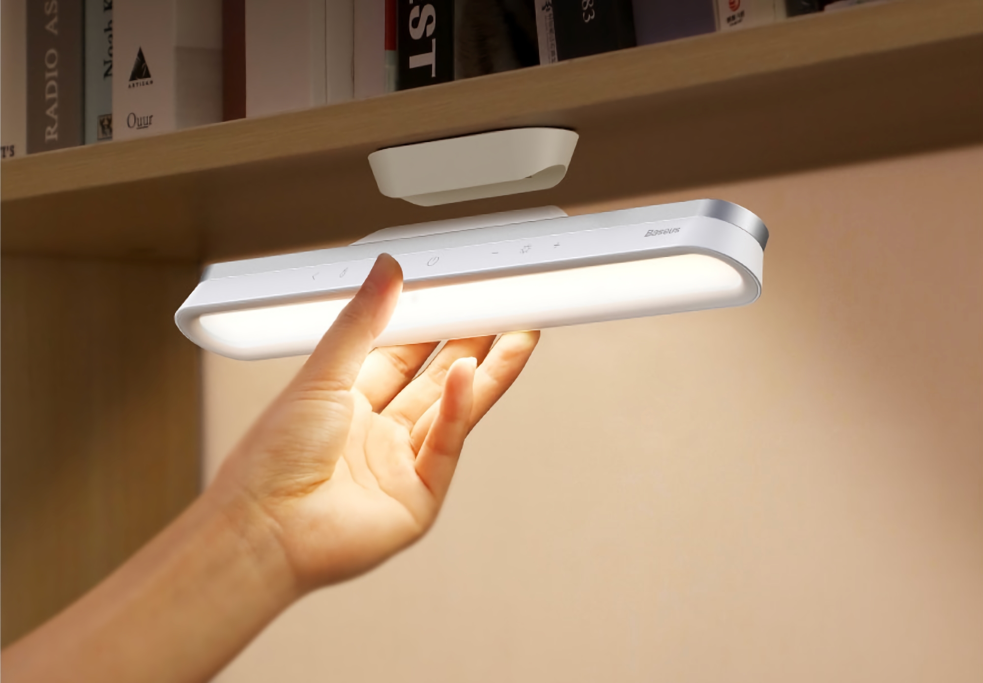 La luce magnetica Baseus con porta USB-C e autonomia fino a 24 ore vende su AliExpress a $ 18 La luce magnetica Baseus con porta USB-C e autonomia fino a 24 ore vende su AliExpress a $ 18