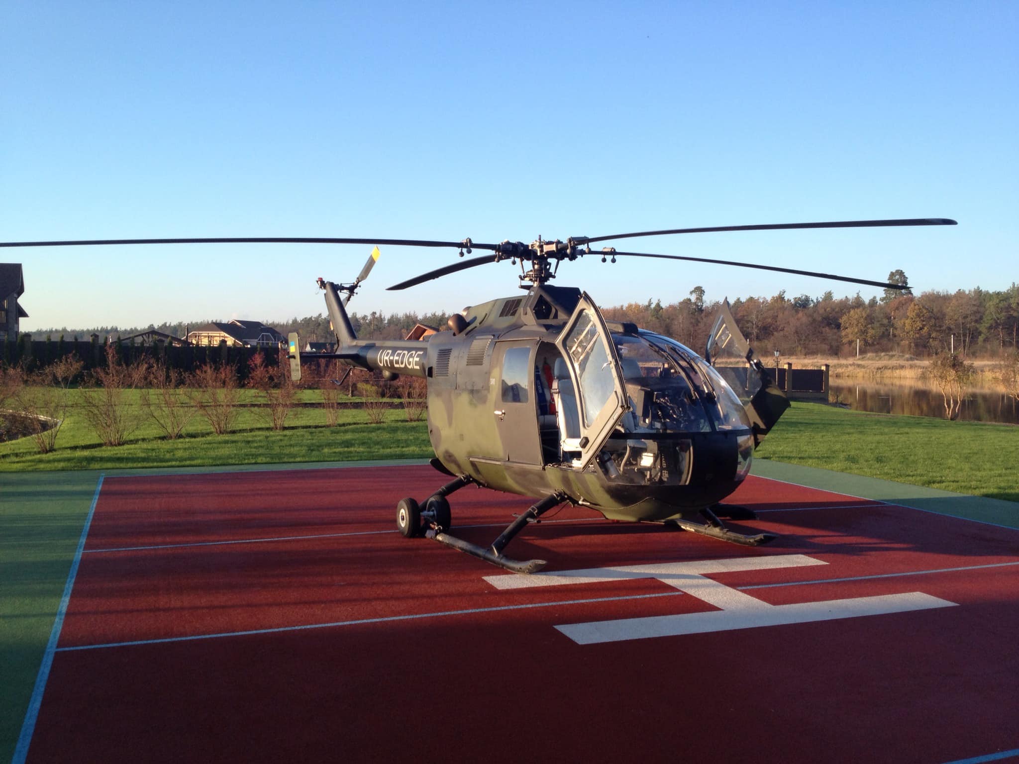 Le forze armate ucraine hanno ricevuto un elicottero tedesco BO 105: aiuterà a far fuori i feriti dal fronte Le forze armate ucraine hanno ricevuto un elicottero tedesco BO 105: aiuterà a far fuori i feriti dal fronte