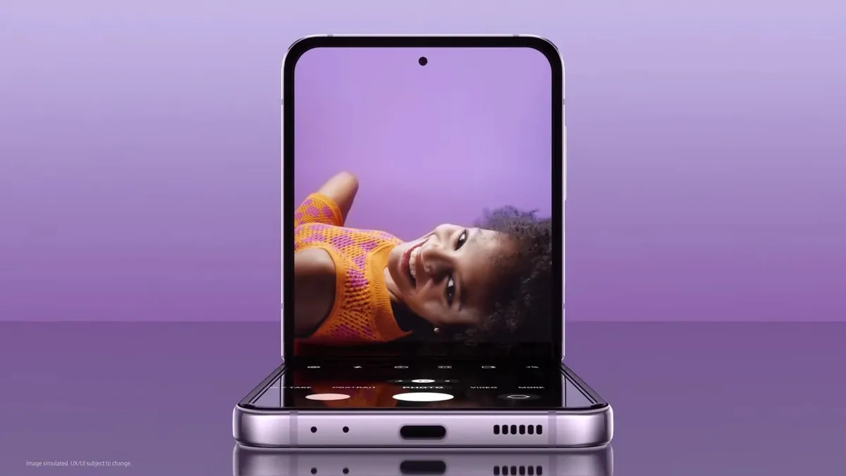 Si dice che lo smartphone pieghevole a basso costo di Samsung, il Galaxy Z Flip FE, potrebbe avere lo stesso processore del Galaxy S24 FE. Si dice che lo smartphone pieghevole a basso costo di Samsung, il Galaxy Z Flip FE, potrebbe avere lo stesso processore del Galaxy S24 FE.