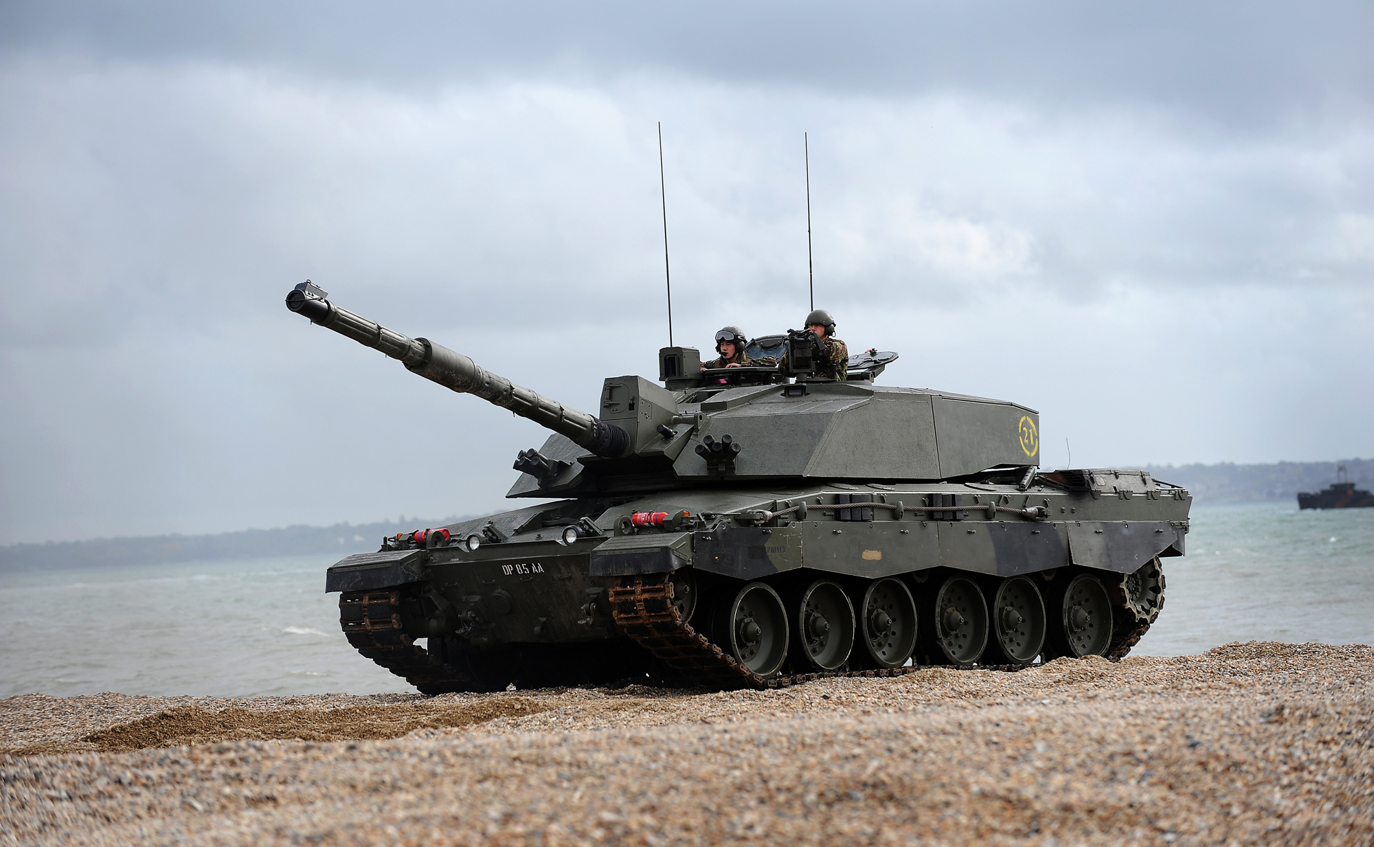 Carri armati britannici in arrivo: Militari ucraini addestrati nel Regno Unito sul Challenger 2 Carri armati britannici in arrivo: Militari ucraini addestrati nel Regno Unito sul Challenger 2