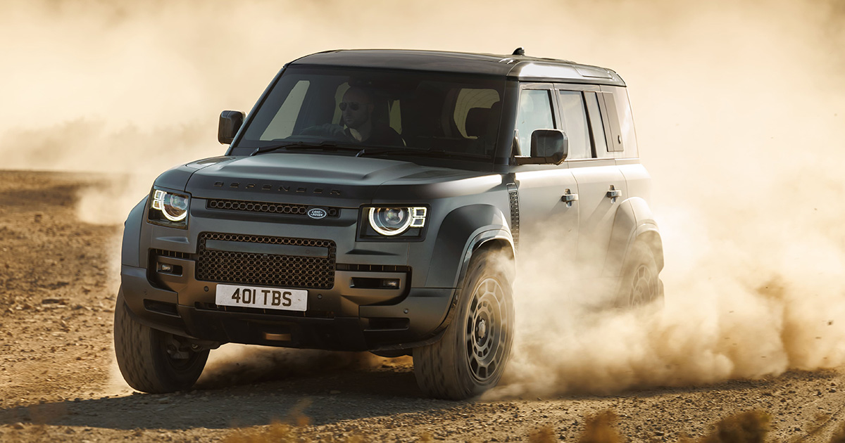 Land Rover presenta il Defender OCTA: Dove i terreni accidentati incontrano tecnologie all'avanguardia Presentazione del Land Rover Defender OCTA: Un nuovo punto di riferimento nell'innovazione del fuoristrada