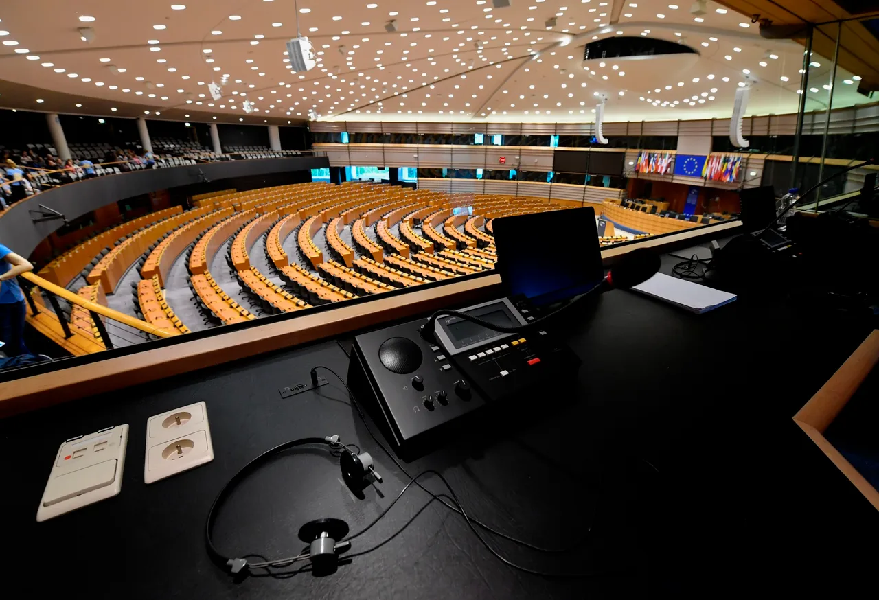 L'UE utilizza l'intelligenza artificiale per tradurre automaticamente i comunicati stampa ufficiali L'UE utilizza l'intelligenza artificiale per tradurre automaticamente i comunicati stampa ufficiali