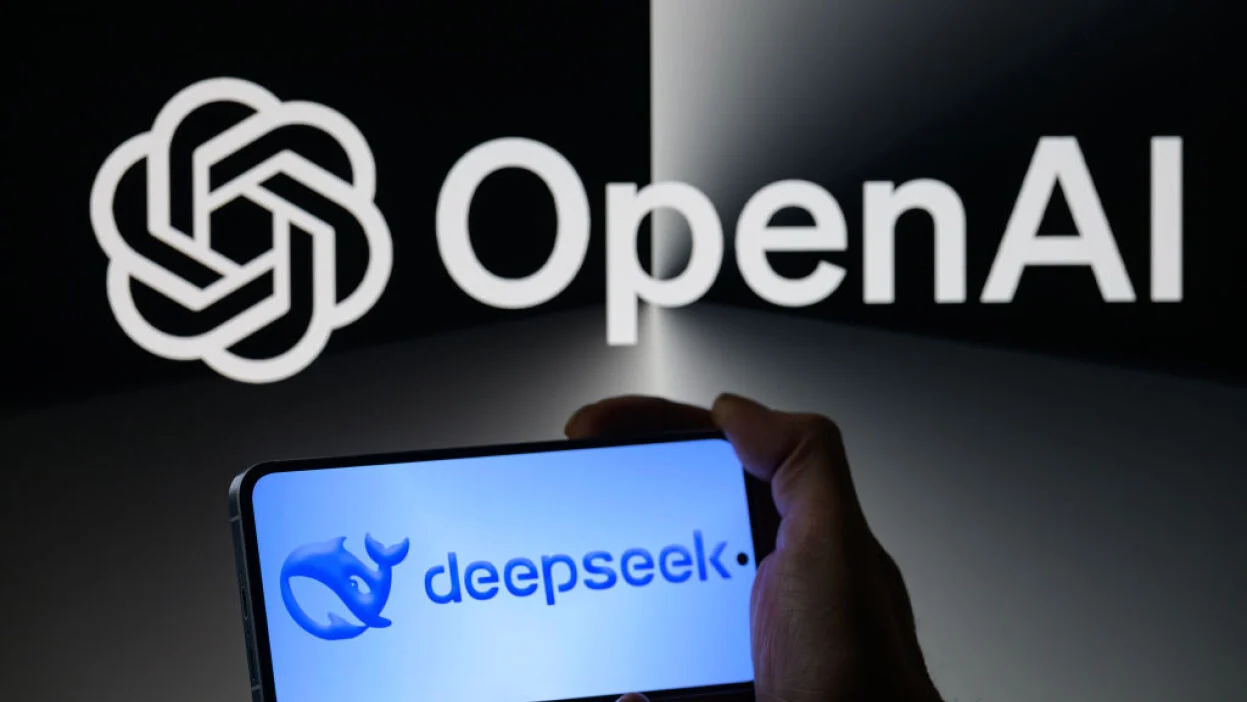 Loghi del futuro: come DeepSeek e OpenAI stanno costruendo un'identità visiva Simboli dell'intelligenza artificiale: evoluzione dei loghi di DeepSeek e OpenAI