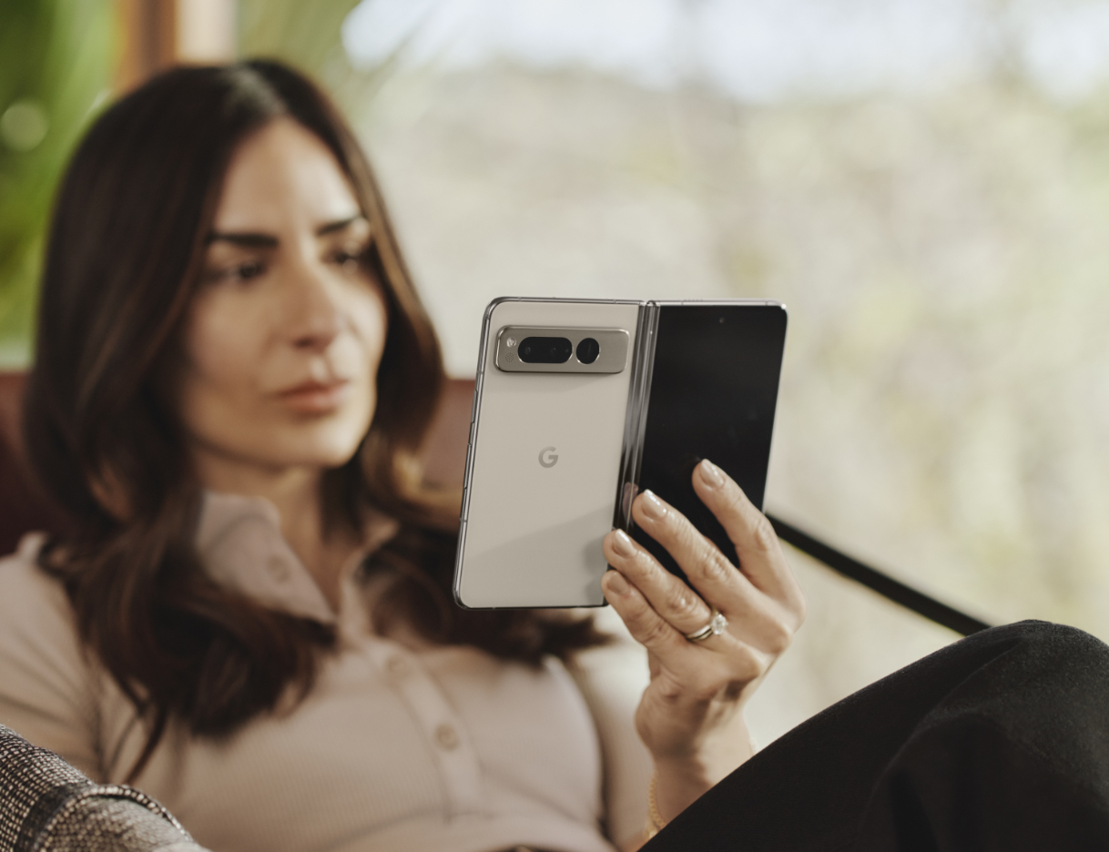 Google Pixel Fold è diventato il primo smartphone pieghevole che può essere riparato da soli Google Pixel Fold è diventato il primo smartphone pieghevole che può essere riparato da soli