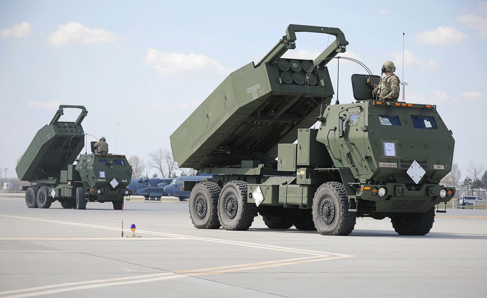HIMARS e M777: gli USA vogliono fornire all'Ucraina armi a lungo raggio, ma temono un'escalation a causa degli attacchi alla Federazione Russa HIMARS e M777: gli USA vogliono fornire all'Ucraina armi a lungo raggio, ma temono un'escalation a causa degli attacchi alla Federazione Russa