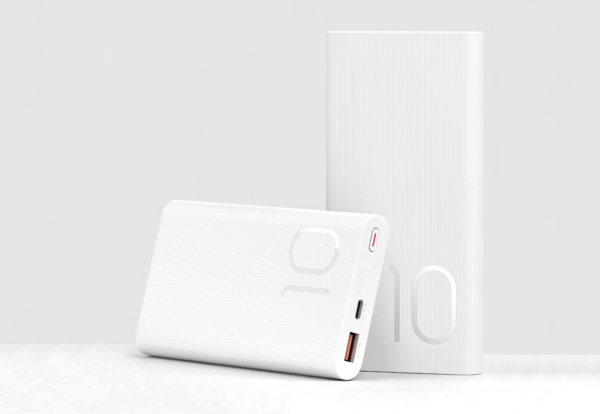 Honor ha presentato una powerbank da 10.000mAh con supporto alla ricarica fino a 22,5W Honor ha presentato una powerbank da 10.000mAh con supporto alla ricarica fino a 22,5W