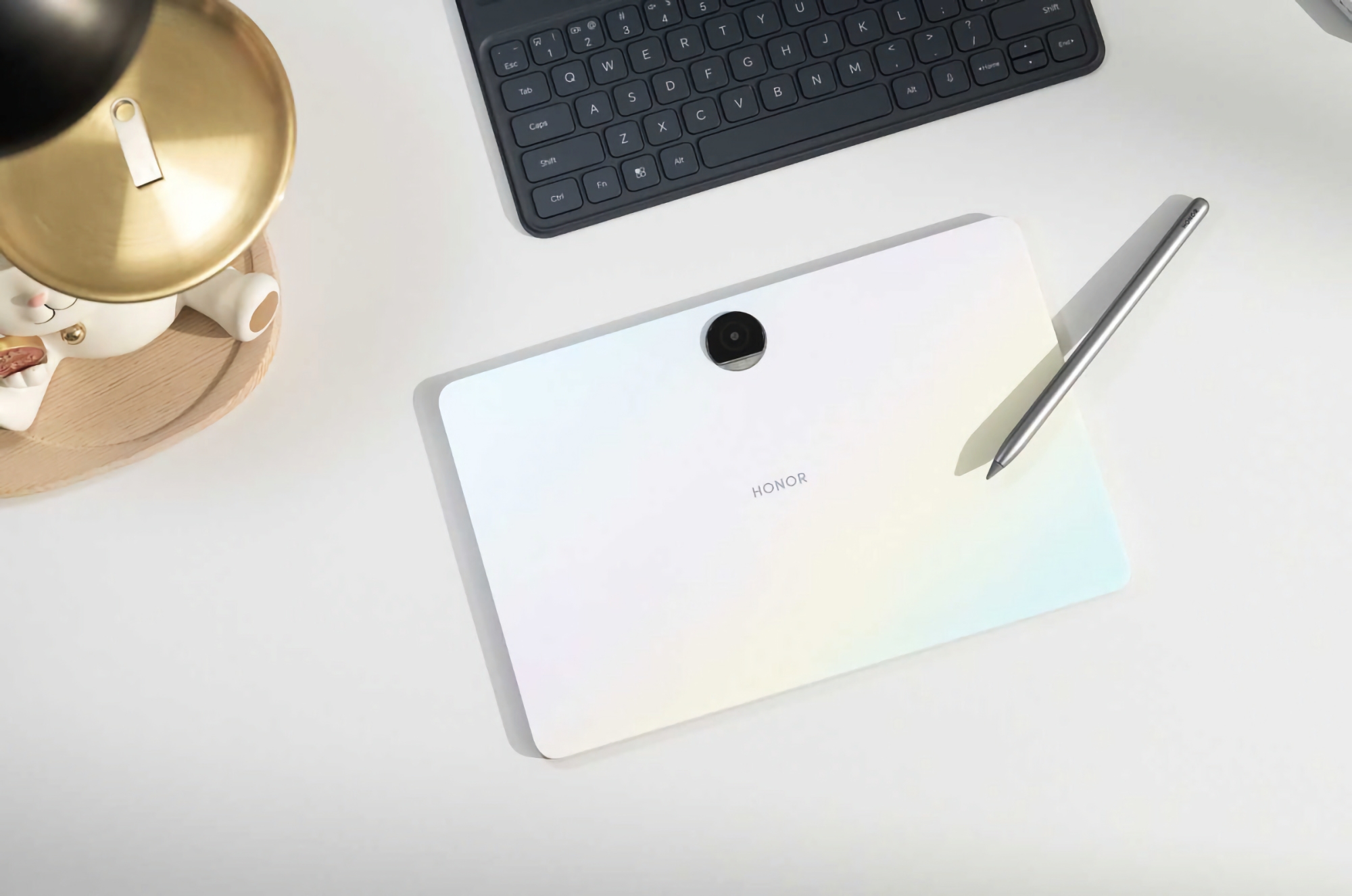 Honor Pad 9 con schermo a 120Hz, chip Snapdragon 6 Gen 1 e batteria da 8300mAh è pronto per l'annuncio globale Honor Pad 9 con schermo a 120Hz, chip Snapdragon 6 Gen 1 e batteria da 8300mAh è pronto per l'annuncio globale