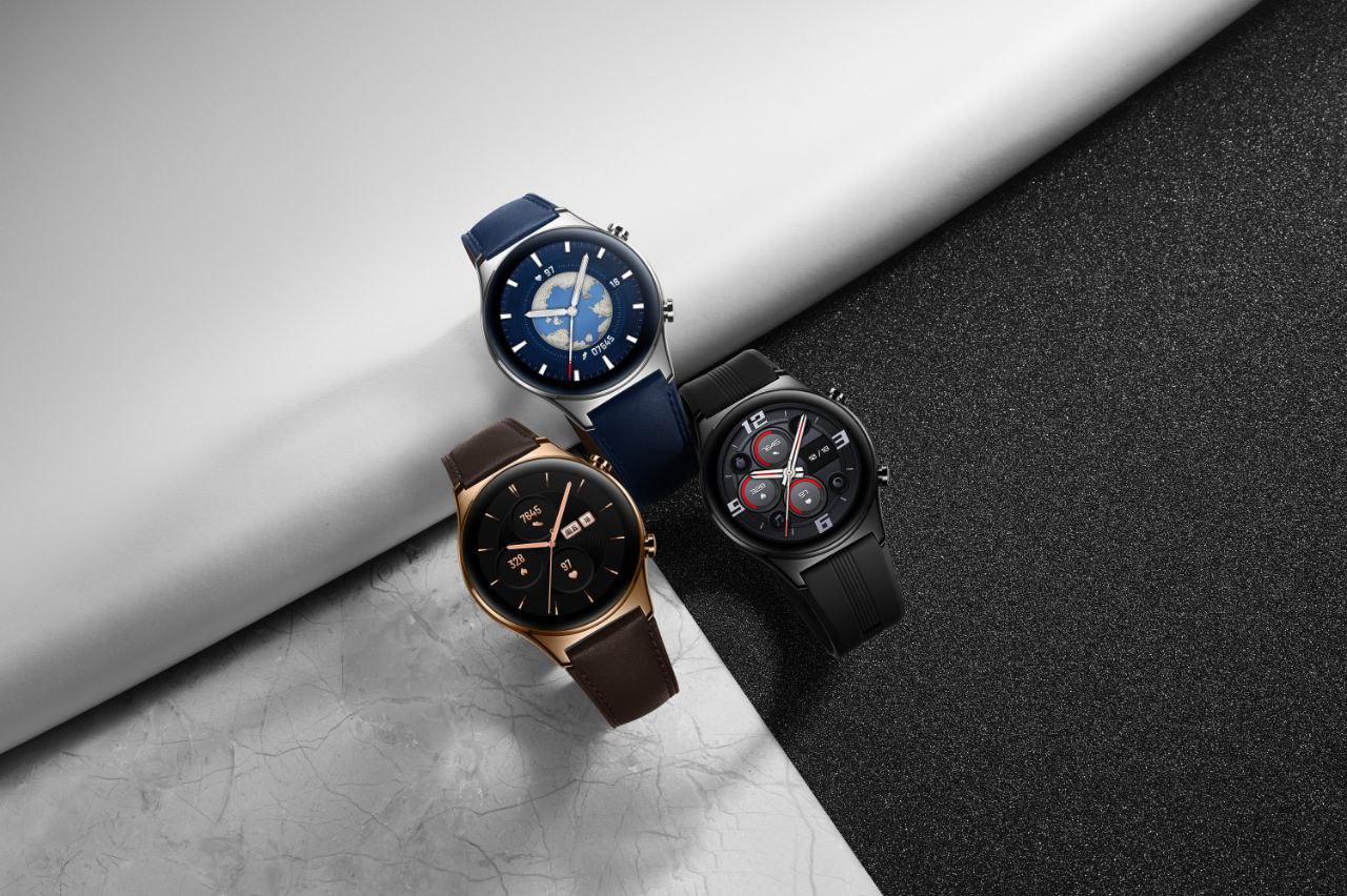 Honor Watch GS3: elegante smartwatch con sensore di frequenza cardiaca AI, pulsossimetro, autonomia fino a 14 giorni e ricarica rapida a 200$ Honor Watch GS3: elegante smartwatch con sensore di frequenza cardiaca AI, pulsossimetro, autonomia fino a 14 giorni e ricarica rapida a 200$