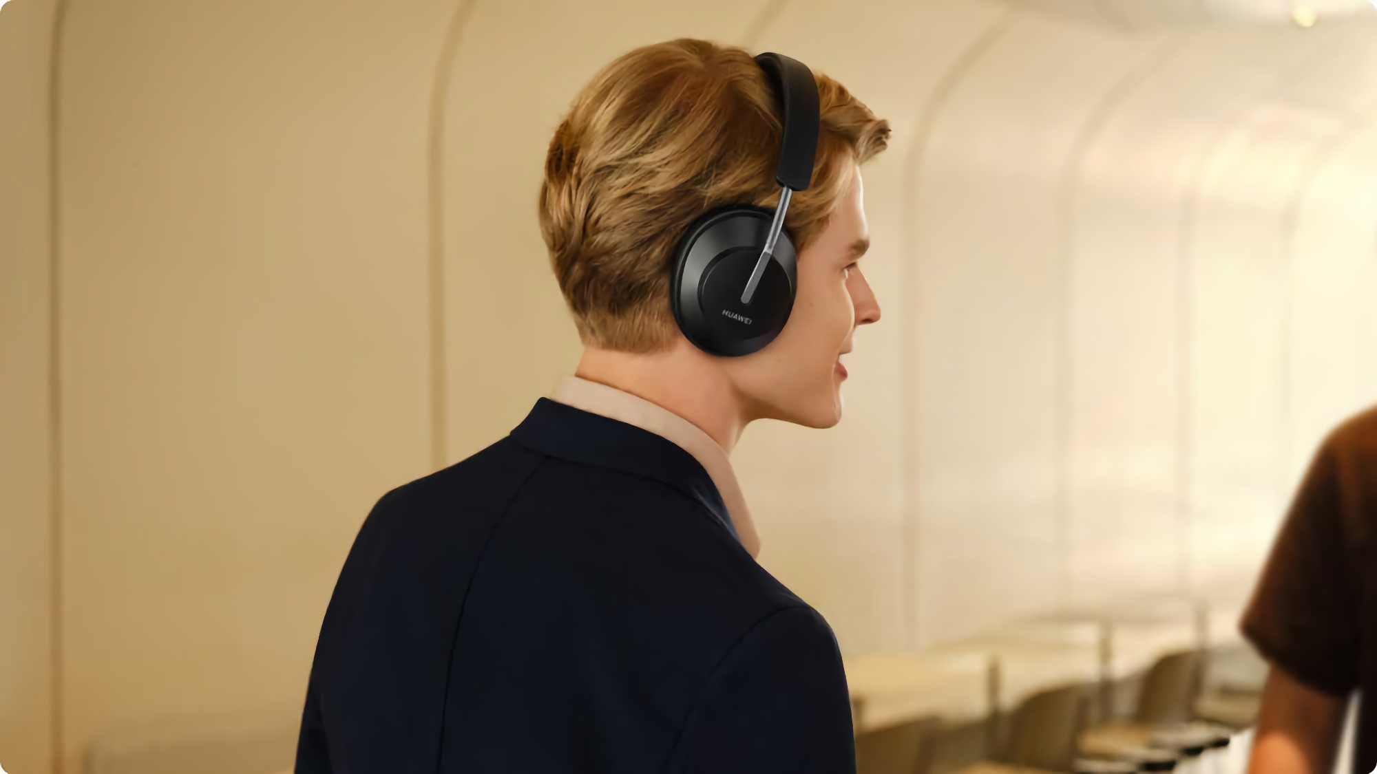 Huawei FreeBuds Studio aggiornato con il supporto del dispositivo HarmonyOS Super Huawei FreeBuds Studio aggiornato con il supporto del dispositivo HarmonyOS Super