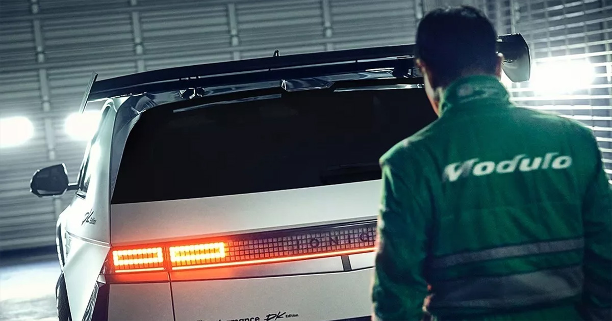 Hyundai Ioniq 5 N DK Edition guidata da Keiichi Tsuchiya: una panoramica nel nuovo video Keiichi Tsuchiya prova la Hyundai Ioniq 5 N DK Edition: screenshot dal nuovo video