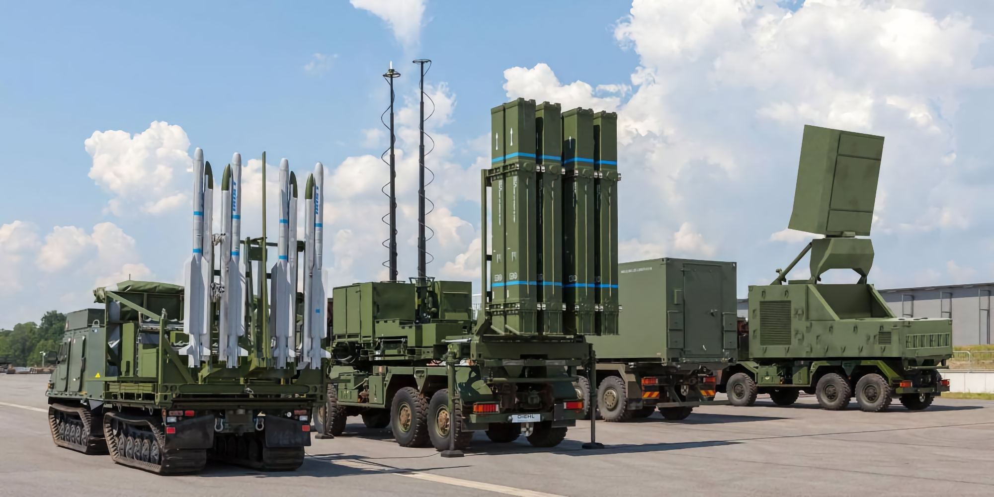 L'Ucraina acquisterà dalla Germania 10 IRIS-T: si tratta del più moderno sistema di difesa aerea L'Ucraina acquisterà dalla Germania 10 IRIS-T: si tratta del più moderno sistema di difesa aerea