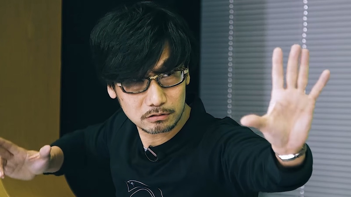 "Chi sono?" - Hideo Kojima incuriosisce nuovamente il pubblico con un'immagine misteriosa "Chi sono?" - Hideo Kojima incuriosisce nuovamente il pubblico con un'immagine misteriosa