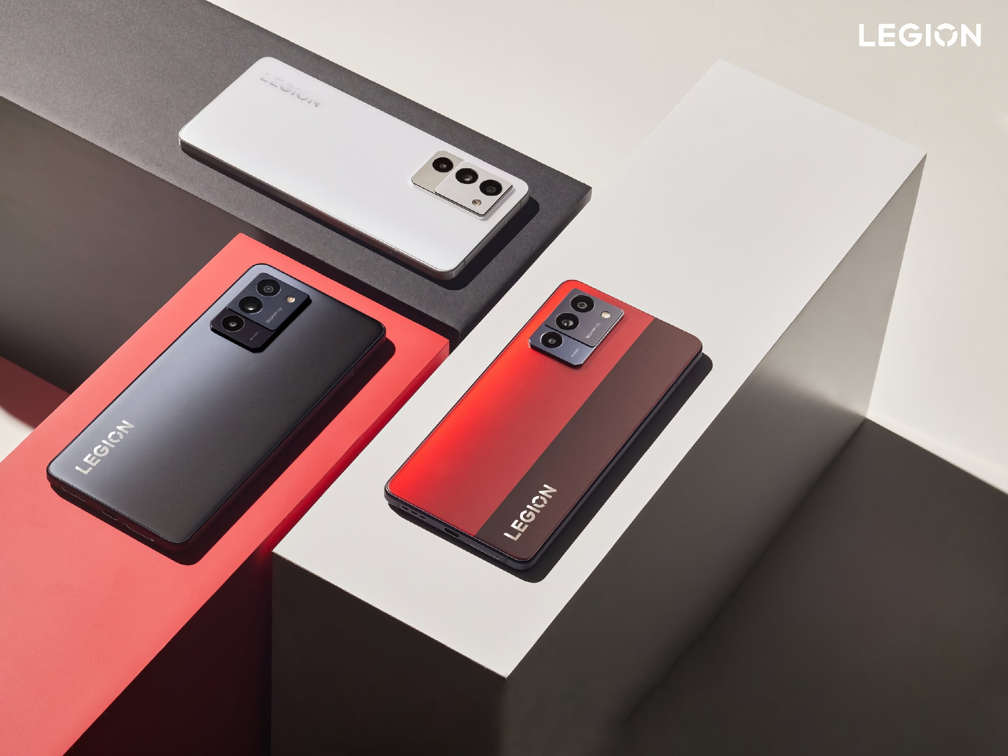Un insider ha declassificato l'aspetto del Lenovo Legion Y70: uno smartphone da gaming con chip Snapdragon 8+ Gen1 e batteria da 5000 mAh Un insider ha declassificato l'aspetto del Lenovo Legion Y70: uno smartphone da gaming con chip Snapdragon 8+ Gen1 e batteria da 5000 mAh