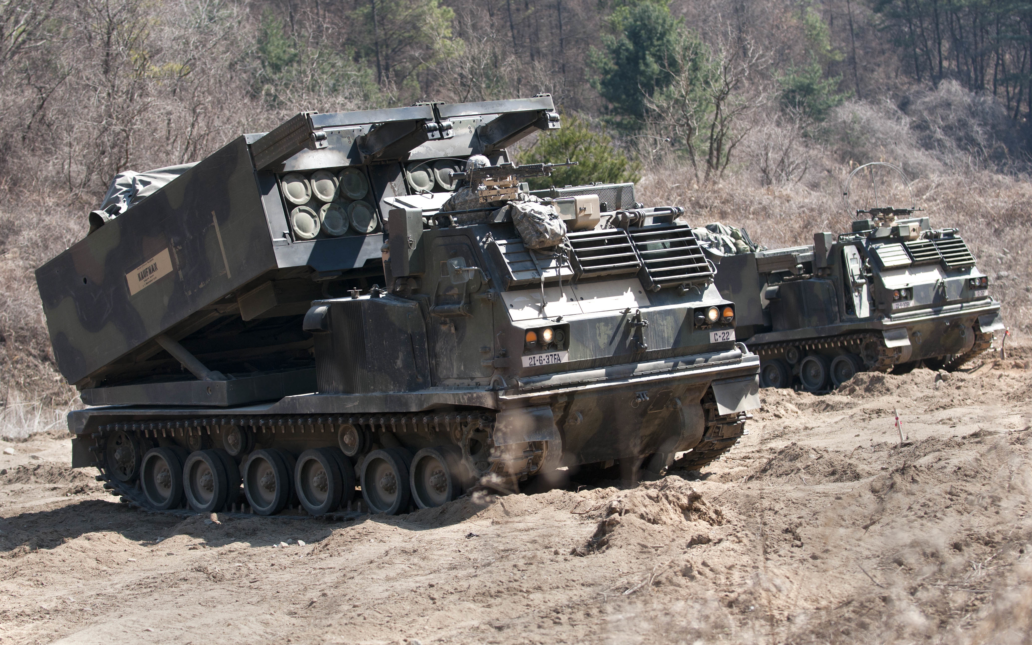 Media: la Gran Bretagna ha già addestrato più di 450 soldati delle forze armate ucraine su come utilizzare l'M270 MLRS Media: la Gran Bretagna ha già addestrato più di 450 soldati delle forze armate ucraine su come utilizzare l'M270 MLRS
