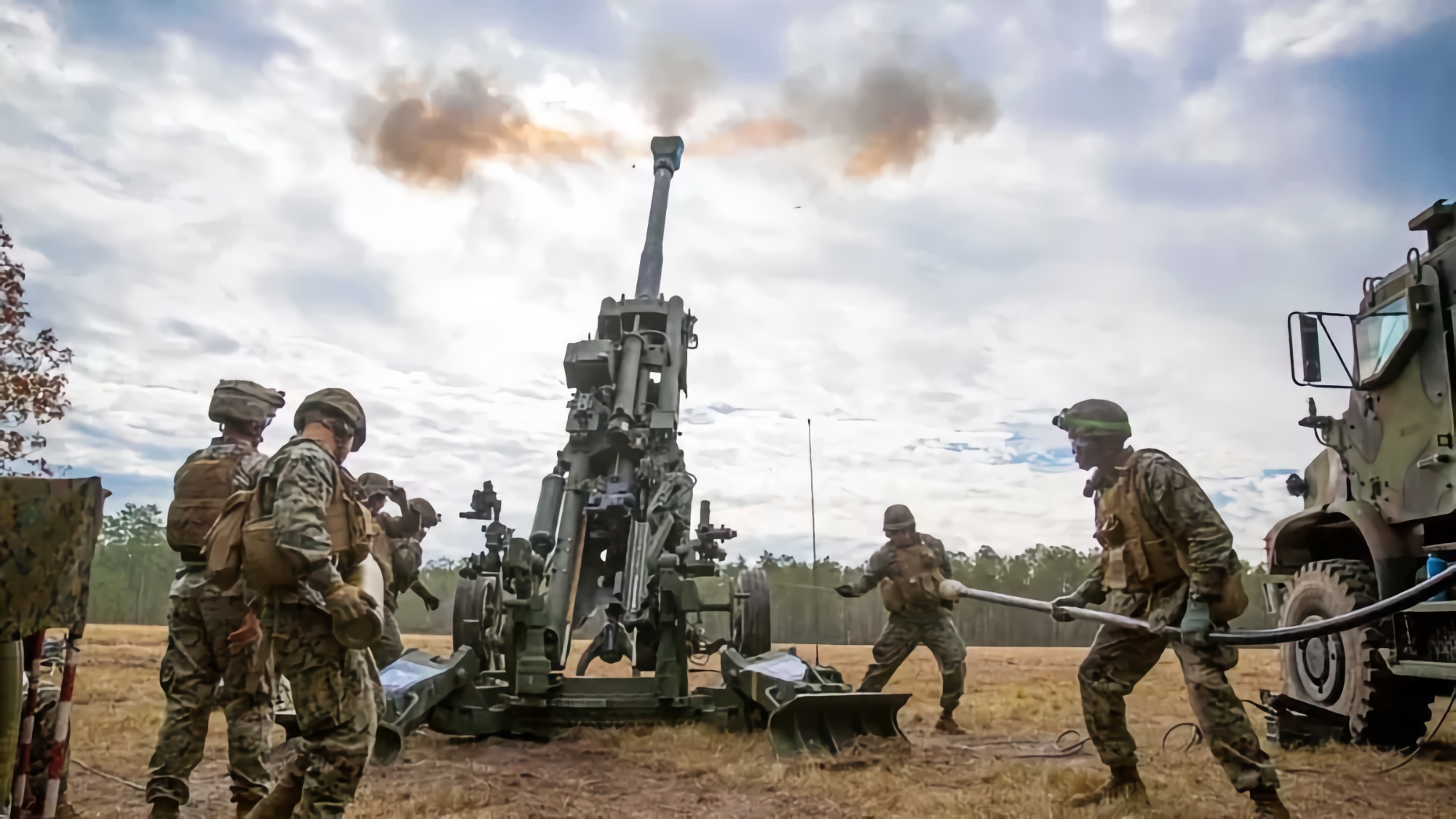 1 carro armato, 7 veicoli da combattimento di fanteria e una compagnia di occupanti: le forze armate dell'Ucraina con l'aiuto degli obici americani M777 hanno distrutto il magazzino russo 1 carro armato, 7 veicoli da combattimento di fanteria e una compagnia di occupanti: le forze armate dell'Ucraina con l'aiuto degli obici americani M777 hanno distrutto il magazzino russo