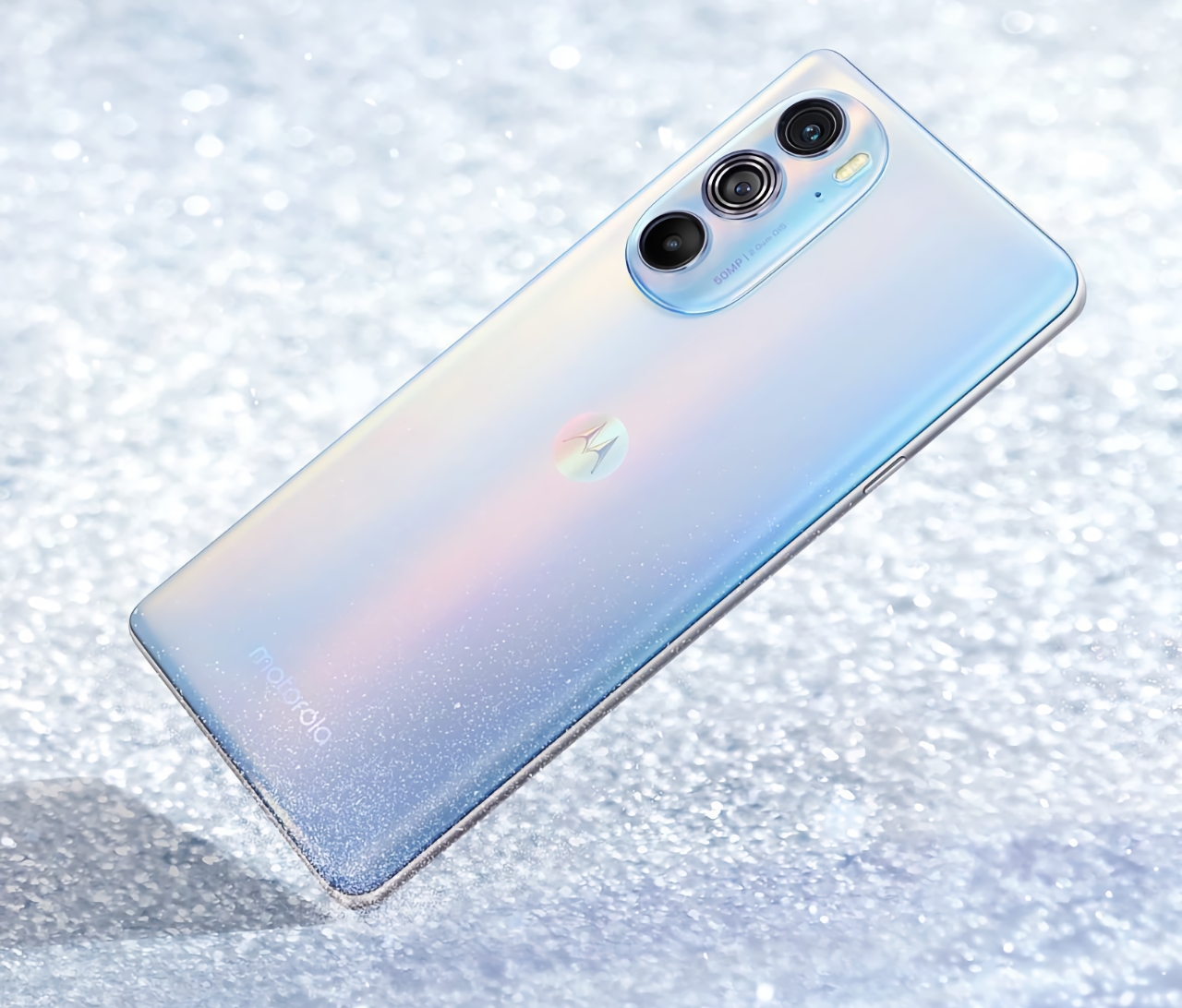 No, Moto Edge X30 non avrà il processore Snapdragon 8 Gen 1 No, Moto Edge X30 non avrà il processore Snapdragon 8 Gen 1