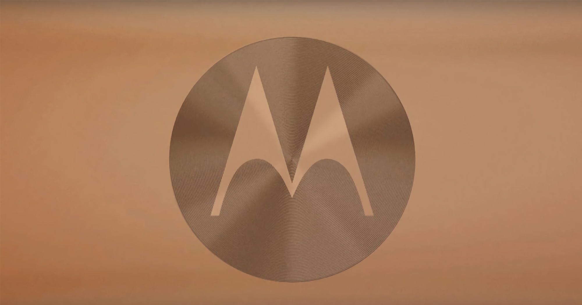Motorola sta sviluppando uno smartphone con display estensibile, nome in codice Felix Motorola sta sviluppando uno smartphone con display estensibile, nome in codice Felix