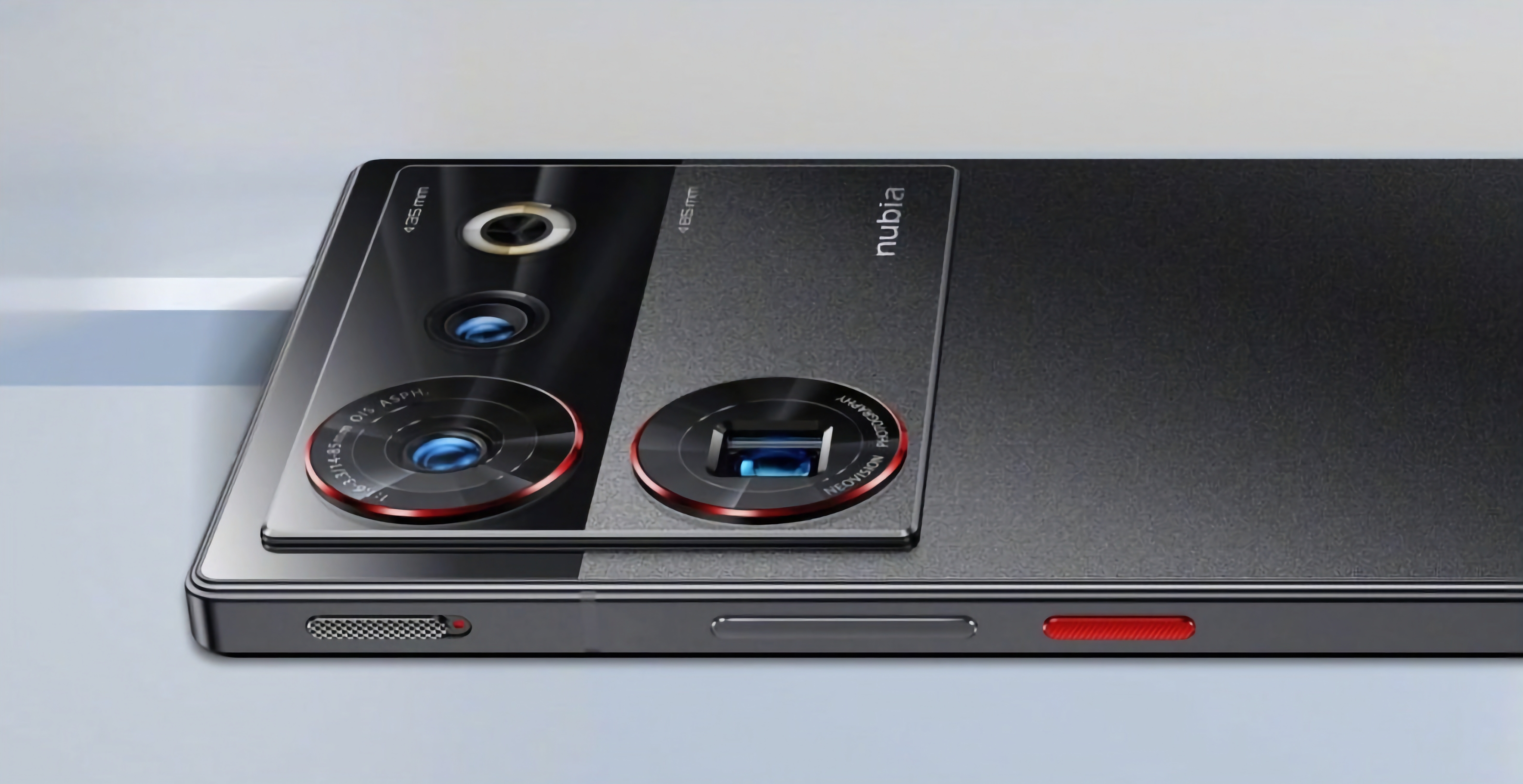 Nubia Z60 Ultra testato su Geekbench: Chip Snapdragon 8 Gen 3 e Android 14 a bordo Nubia Z60 Ultra testato su Geekbench: Chip Snapdragon 8 Gen 3 e Android 14 a bordo
