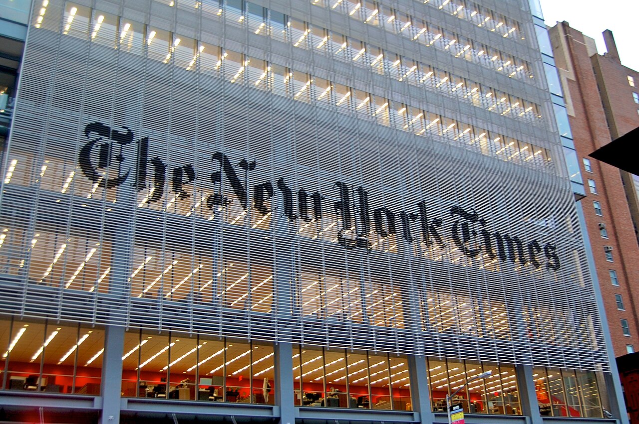 Il New York Times sta pensando di intentare una causa contro OpenAI per violazione del copyright Il New York Times sta pensando di intentare una causa contro OpenAI per violazione del copyright