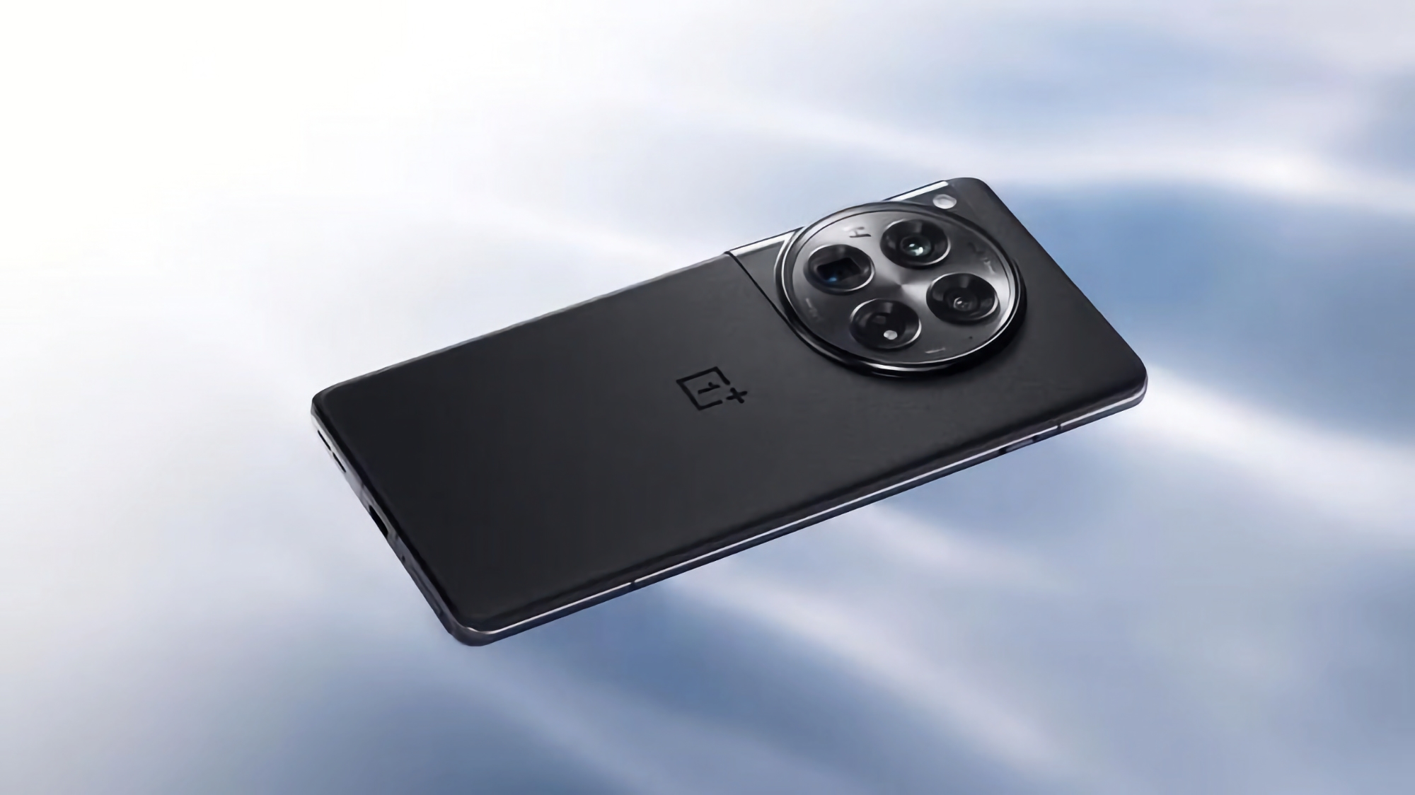 Nuovi dettagli sull'ammiraglia OnePlus 13 sono emersi su Internet Nuovi dettagli sull'ammiraglia OnePlus 13 sono emersi su Internet