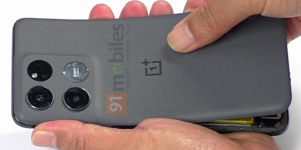 Ecco come sarà OnePlus Ace Racing Edition: uno smartphone con chip MediaTek Dimensity 8100 e display IPS Ecco come sarà OnePlus Ace Racing Edition: uno smartphone con chip MediaTek Dimensity 8100 e display IPS
