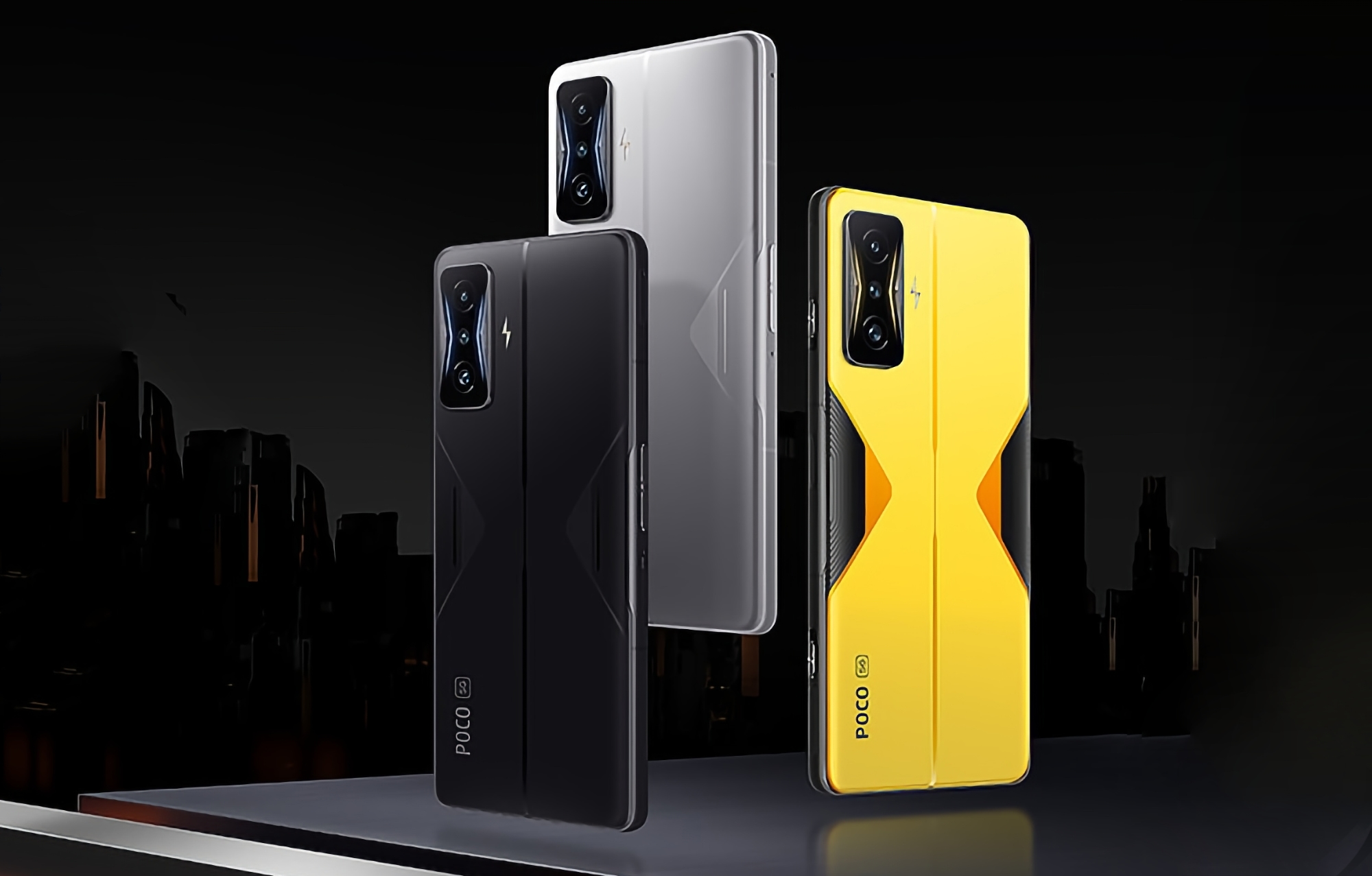 POCO F4 GT 5G su Amazon: smartphone da gioco con chip Snapdragon 8 Gen 1 e ricarica da 120W in sconto a 150 euro