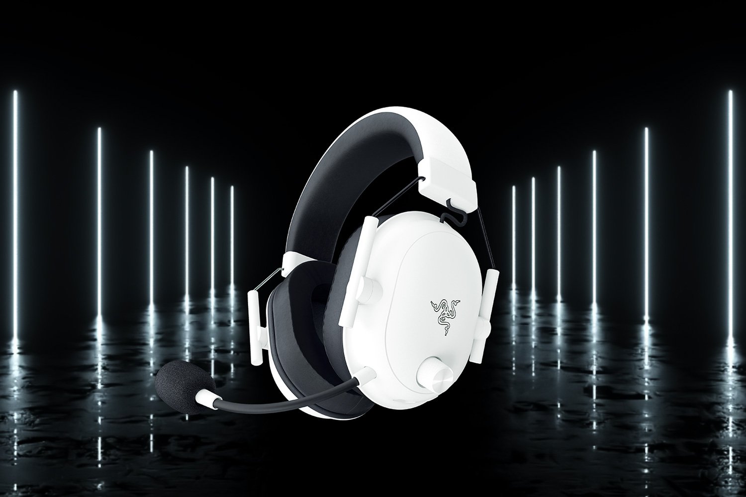 Razer BlackShark V2 HyperSpeed White Edition con triplo sistema di connettività debutta negli Stati Uniti e in Europa Razer BlackShark V2 HyperSpeed White Edition con triplo sistema di connettività debutta negli Stati Uniti e in Europa