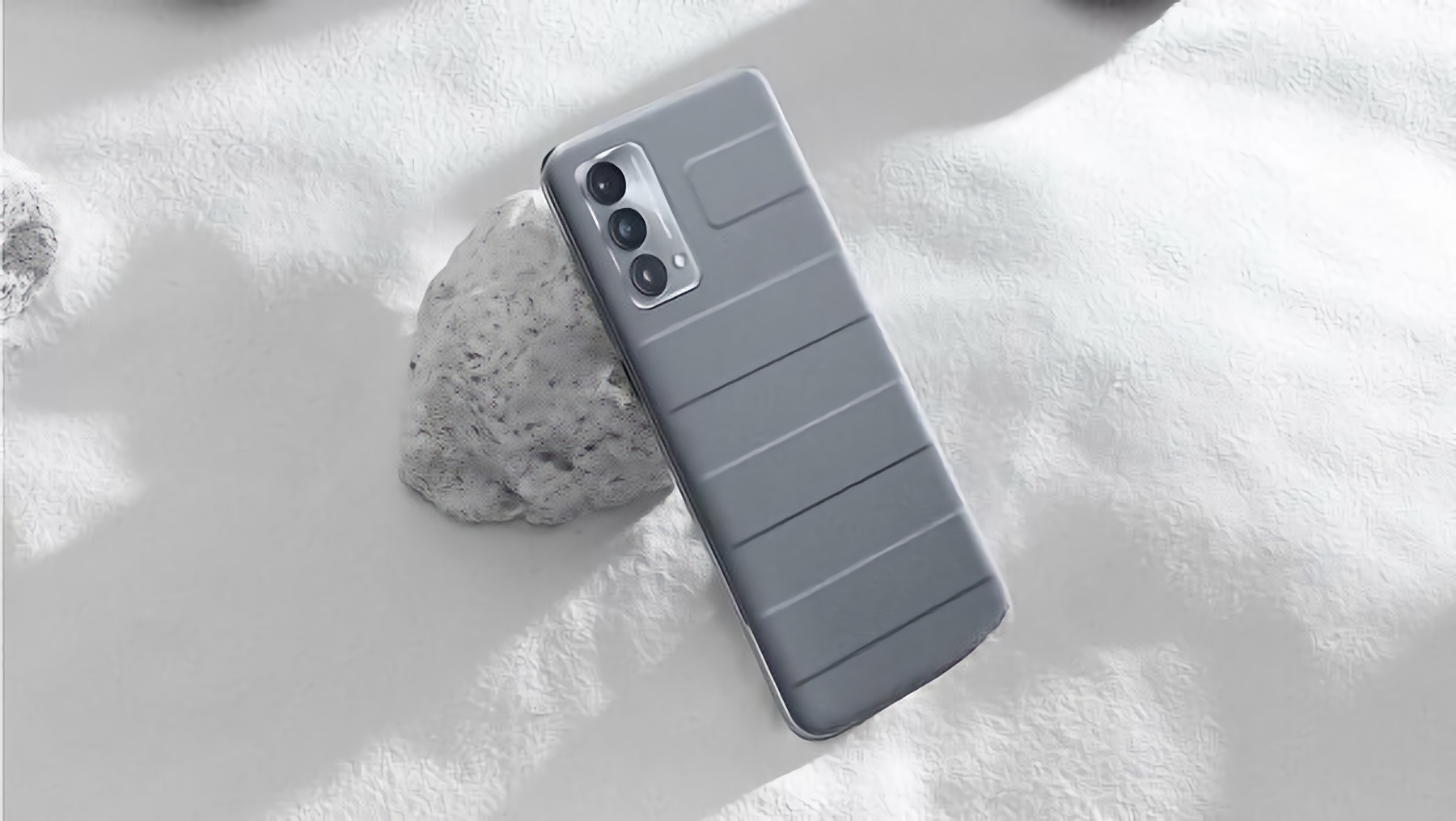Realme sta già testando un nuovo flagship, avrà una tripla fotocamera con un sensore principale da 50 MP