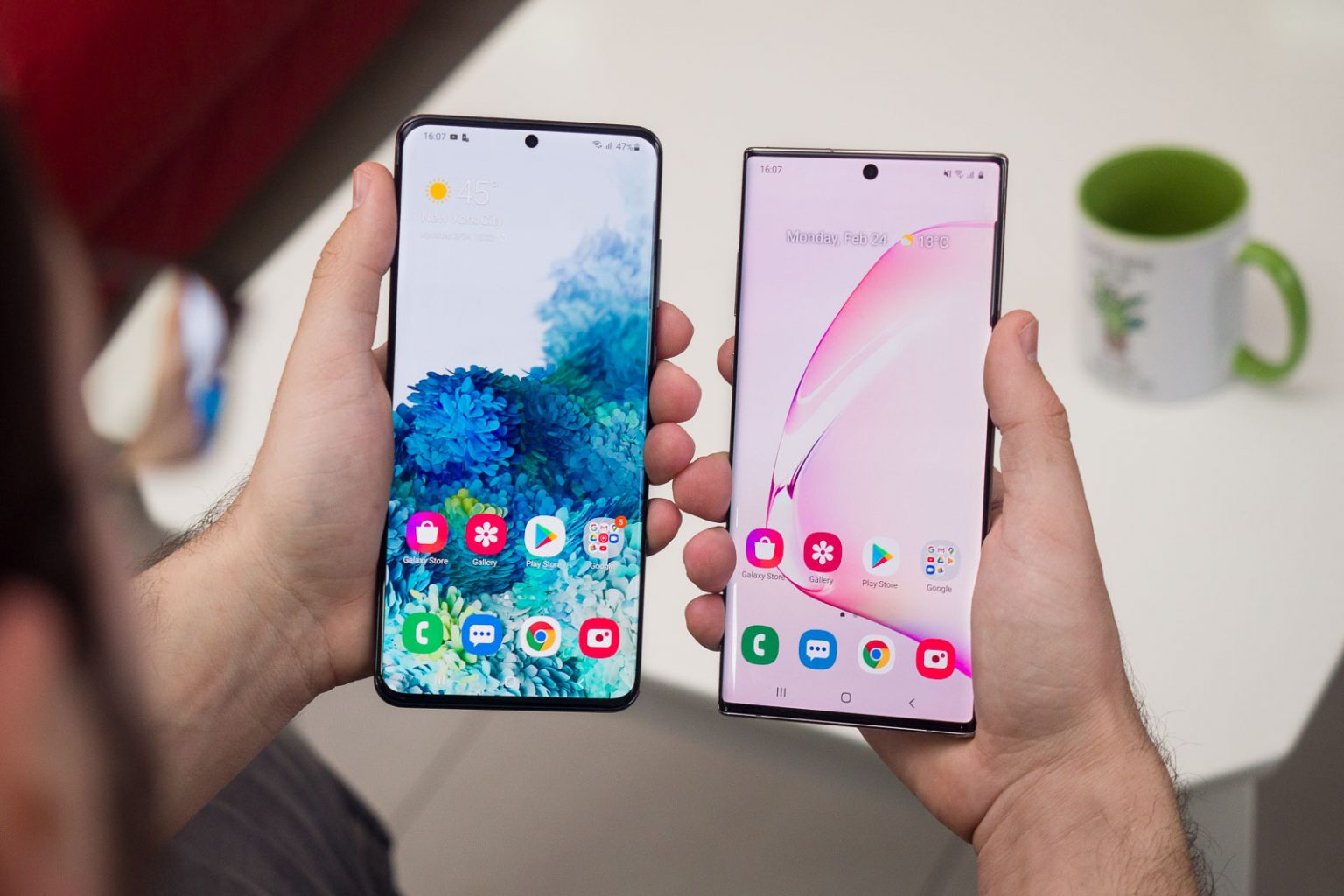 Samsung Galaxy S20 e Galaxy Note 20 hanno ricevuto la seconda versione beta di One UI 4 con Android 12 a bordo Samsung Galaxy S20 e Galaxy Note 20 hanno ricevuto la seconda versione beta di One UI 4 con Android 12 a bordo