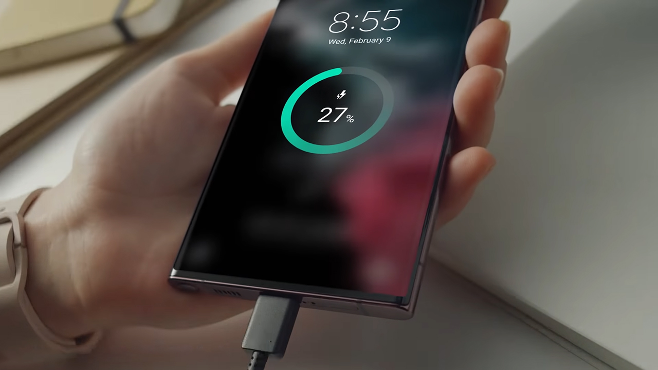 I possessori di Samsung Galaxy Fold 6 si sono trovati di fronte al problema delle scheggiature della vernice sulla scocca e Samsung ha dato una risposta al problema I possessori di Samsung Galaxy Fold 6 si sono trovati di fronte al problema delle scheggiature della vernice sulla scocca e Samsung ha dato una risposta al problema