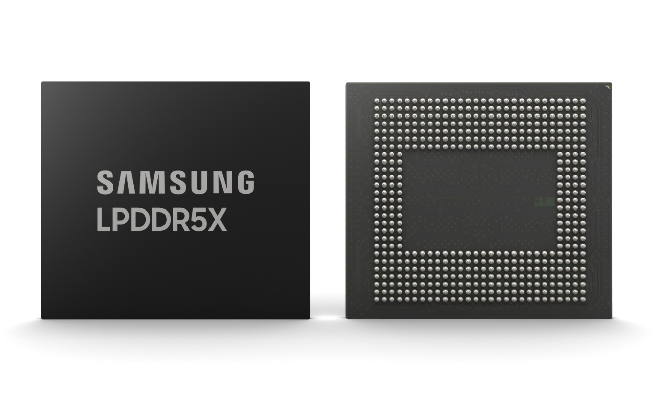 Samsung svela la RAM LPDDR5X per Galaxy S22 e altre ammiraglie Samsung svela la RAM LPDDR5X per Galaxy S22 e altre ammiraglie