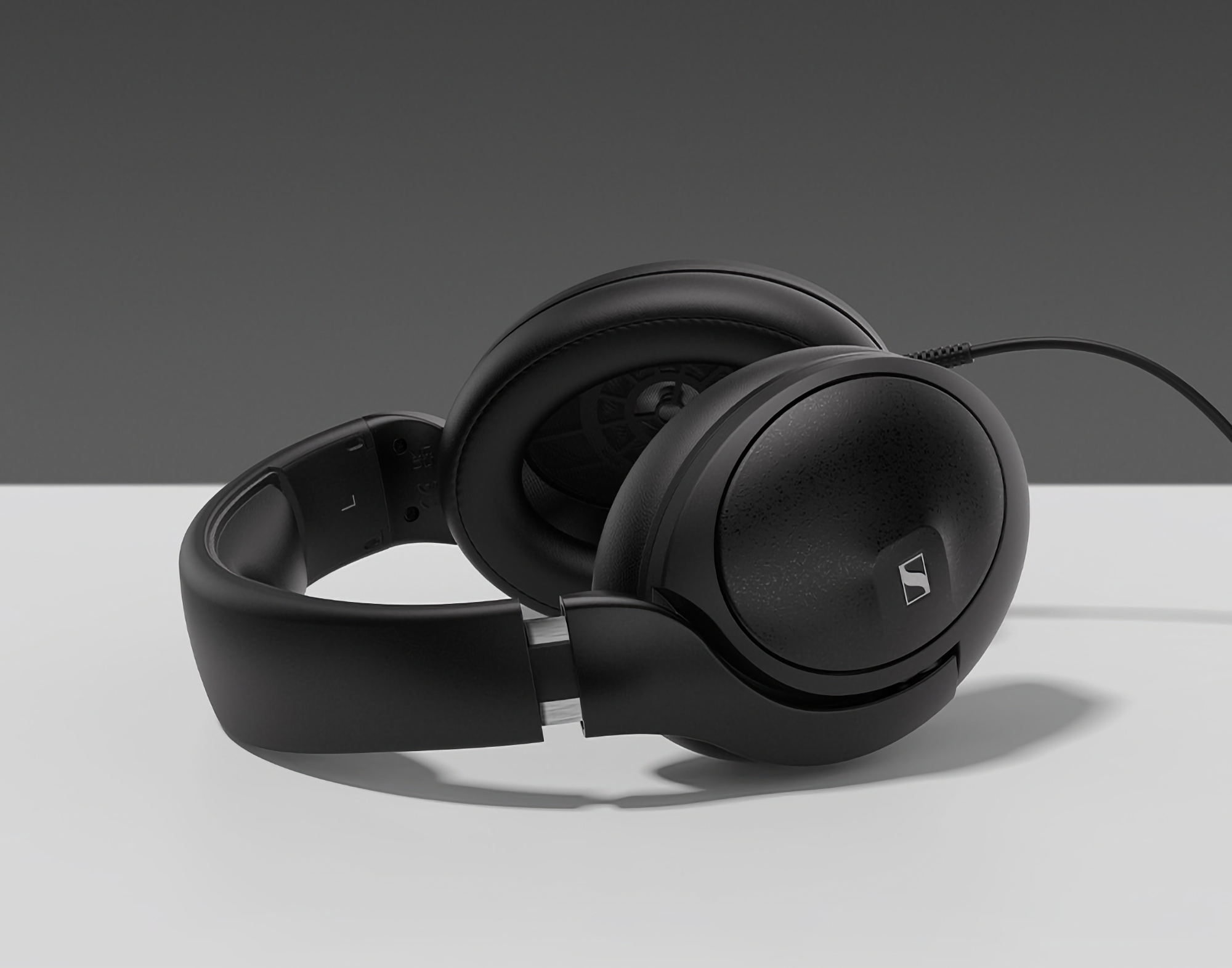 Sennheiser HD 620S: cuffie cablate con suoni Hi-Fi e driver da 42 mm a 349 dollari Sennheiser HD 620S: cuffie cablate con suoni Hi-Fi e driver da 42 mm a 349 dollari