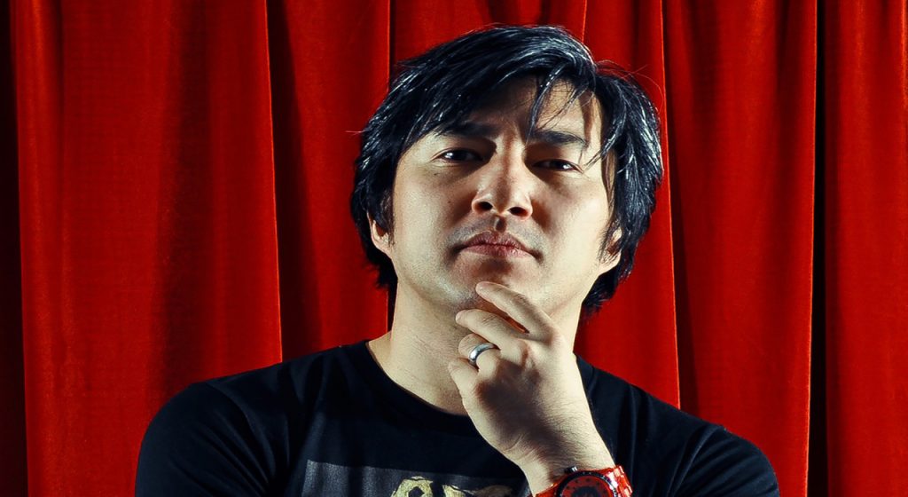 Suda51, CEO di Grasshopper, afferma che la gente è "eccessivamente preoccupata" dei punteggi Metacritic Suda51, CEO di Grasshopper, afferma che la gente è "eccessivamente preoccupata" dei punteggi Metacritic