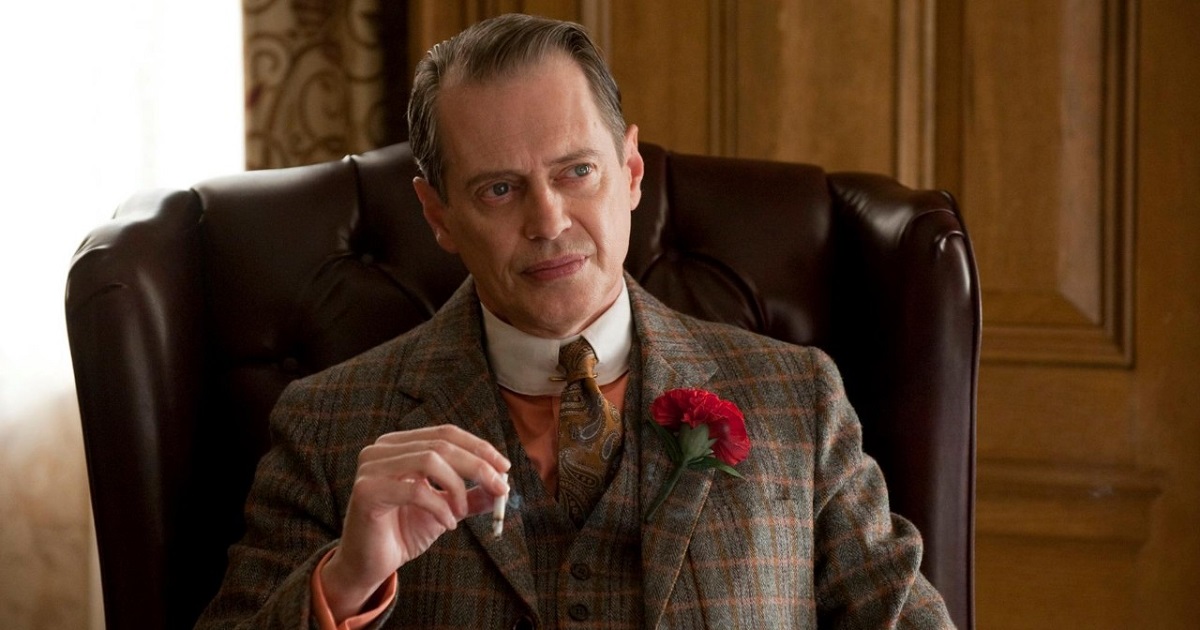 La storia di oscuri segreti continua: Steve Buscemi sarà il nuovo regista di Nevermore nella seconda stagione di "Wednesday" La storia di oscuri segreti continua: Steve Buscemi sarà il nuovo regista di Nevermore nella seconda stagione di "Wednesday"