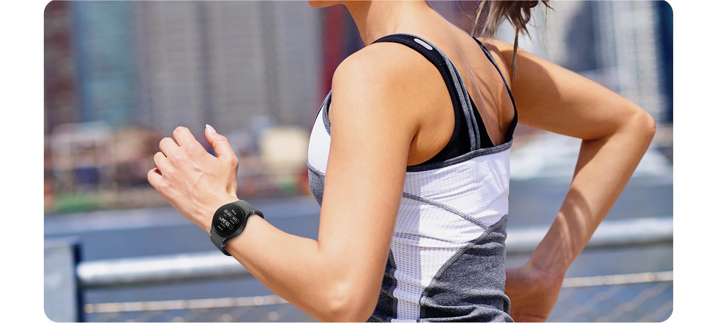 Samsung presenta una nuova versione di Galaxy Watch FE con supporto LTE al prezzo di 249 dollari Samsung presenta una nuova versione di Galaxy Watch FE con supporto LTE al prezzo di 249 dollari