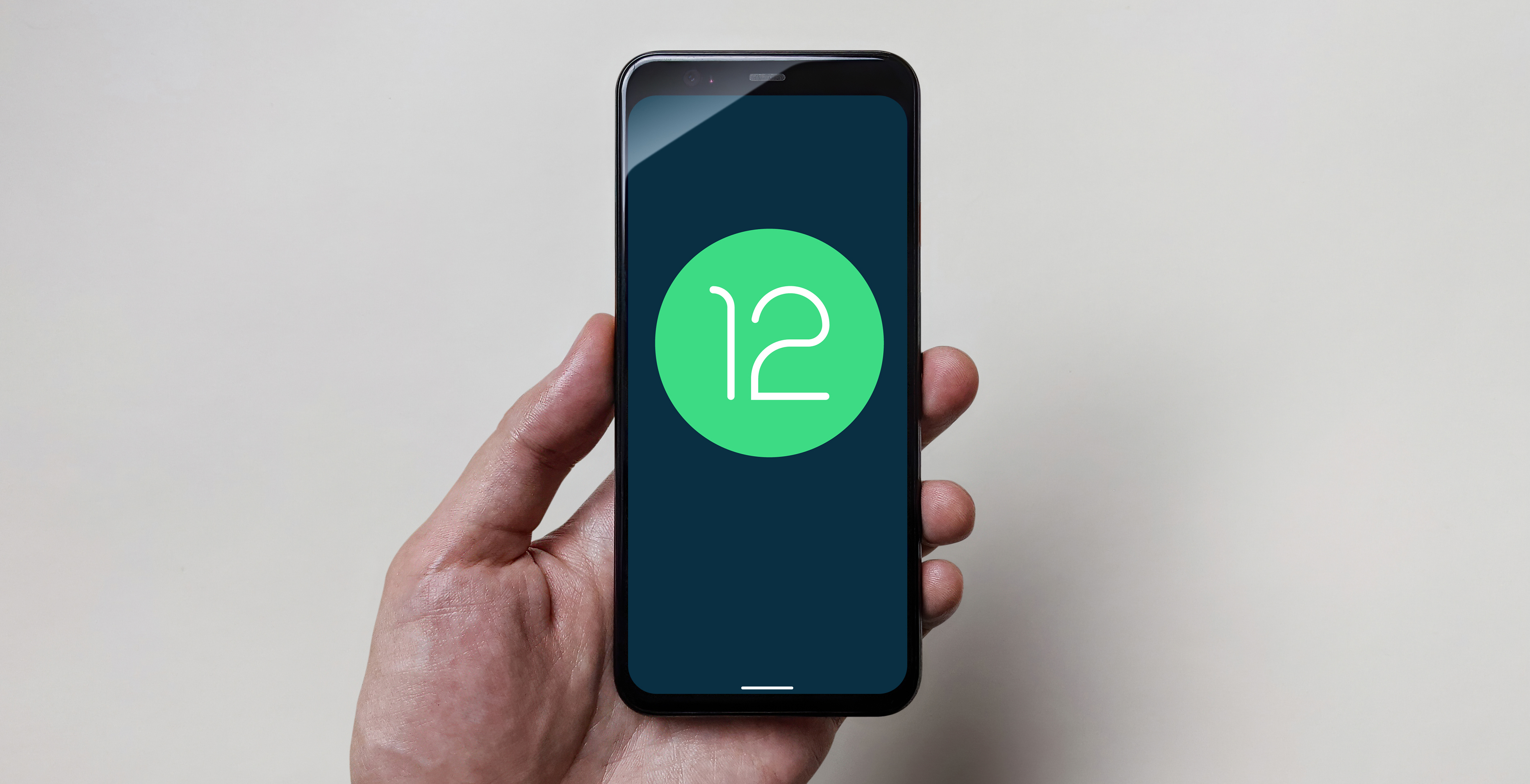 Uno sguardo al branding: Android 12 aggiorna il suo logo Android 12: Il Nuovo Logo e Cosa Simboleggia