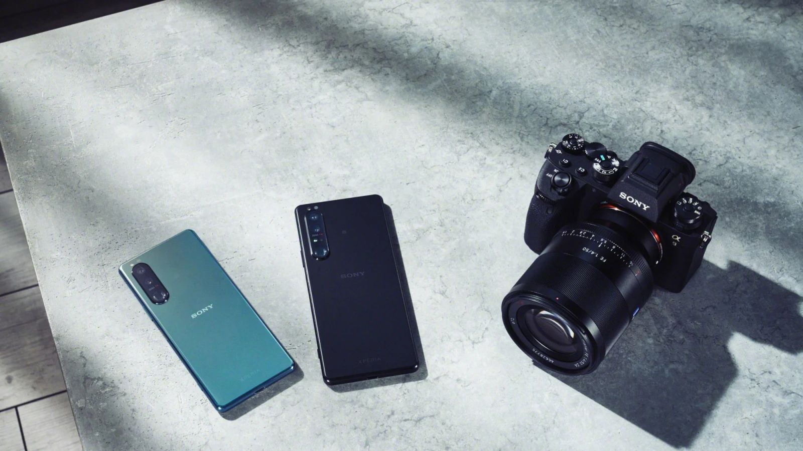 Sony rilascia finalmente l'aggiornamento Android 12 per i flagship Xperia 1 III e Xperia 5 III Sony rilascia finalmente l'aggiornamento Android 12 per i flagship Xperia 1 III e Xperia 5 III