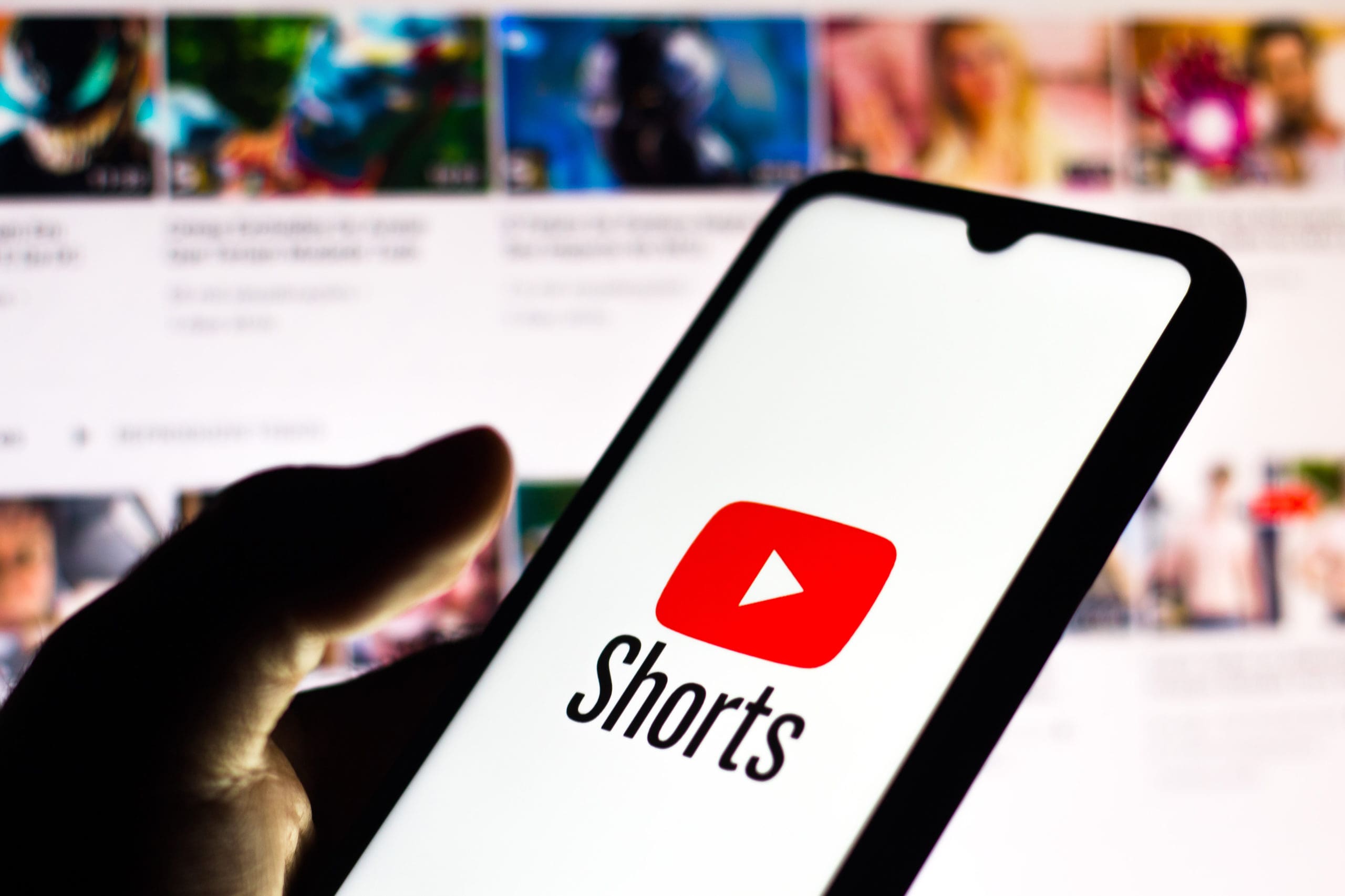 YouTube aumenta la durata dei video in short a 3 minuti YouTube aumenta la durata dei video in short a 3 minuti