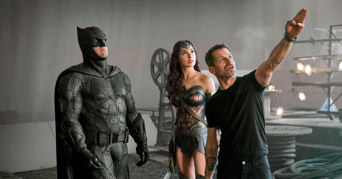 Il regista di 'Luna ribelle' Zack Snyder ha confessato la sua stanchezza nei confronti dei supereroi Il regista di 'Luna ribelle' Zack Snyder ha confessato la sua stanchezza nei confronti dei supereroi